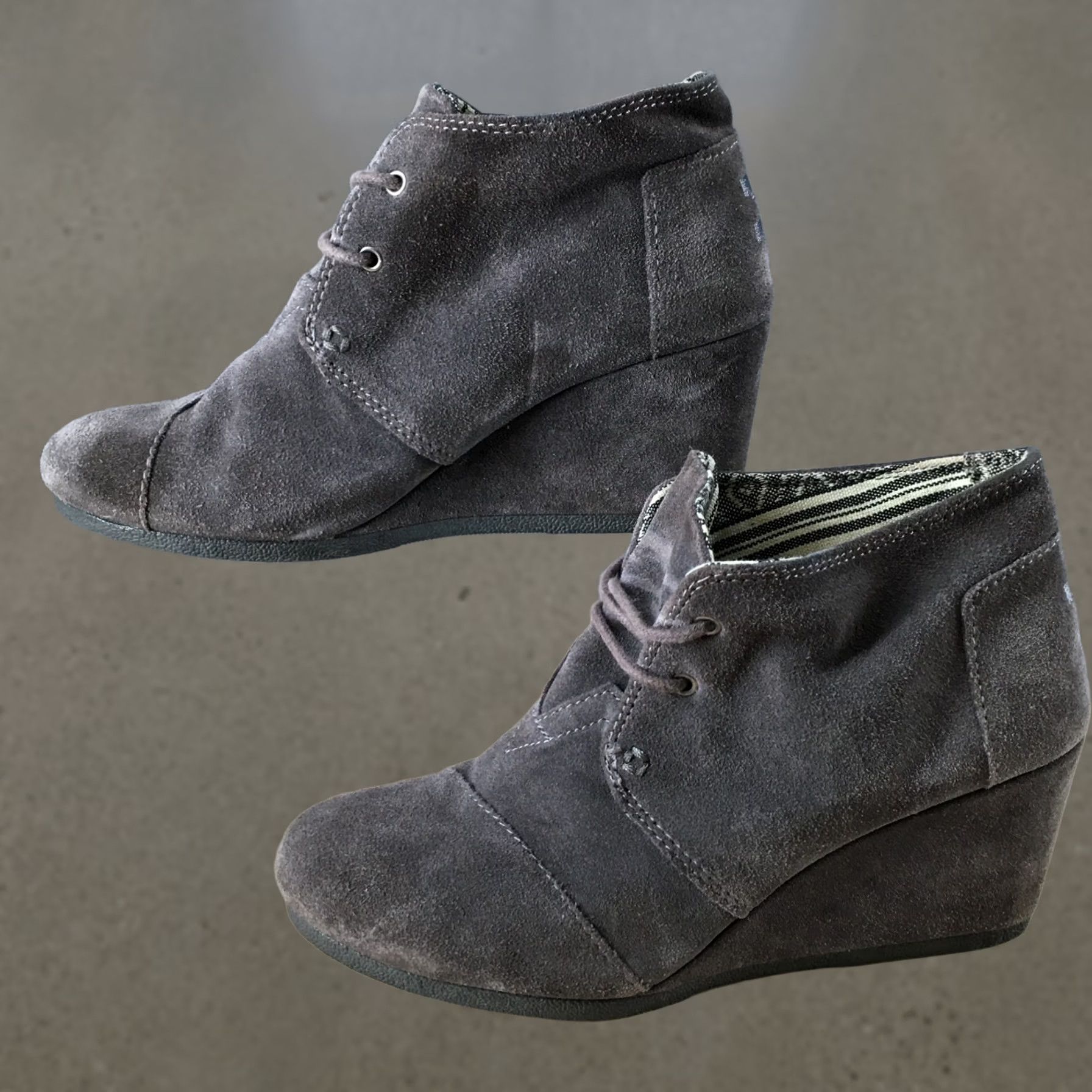 Toms TOMS Boots Womens 8 Wedge Heels Desert Ankle Booties Gray Suede Lace Up Size US 8 / IT 38 - 1 Thumbnail