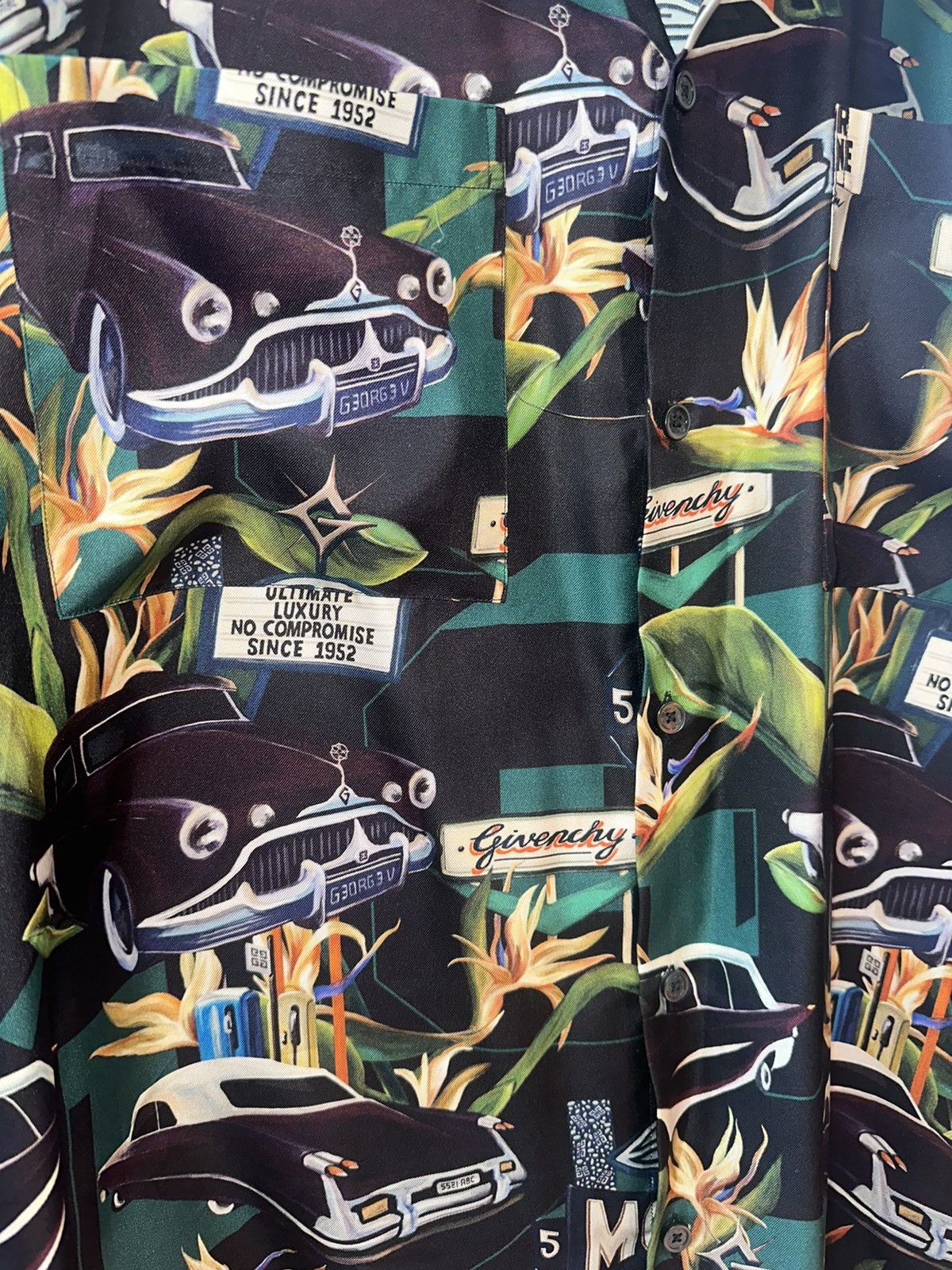 Givenchy Givenchy Short Sleeve Paradise Motel Shirt Size US L / EU 52-54 / 3 - 2 Thumbnail