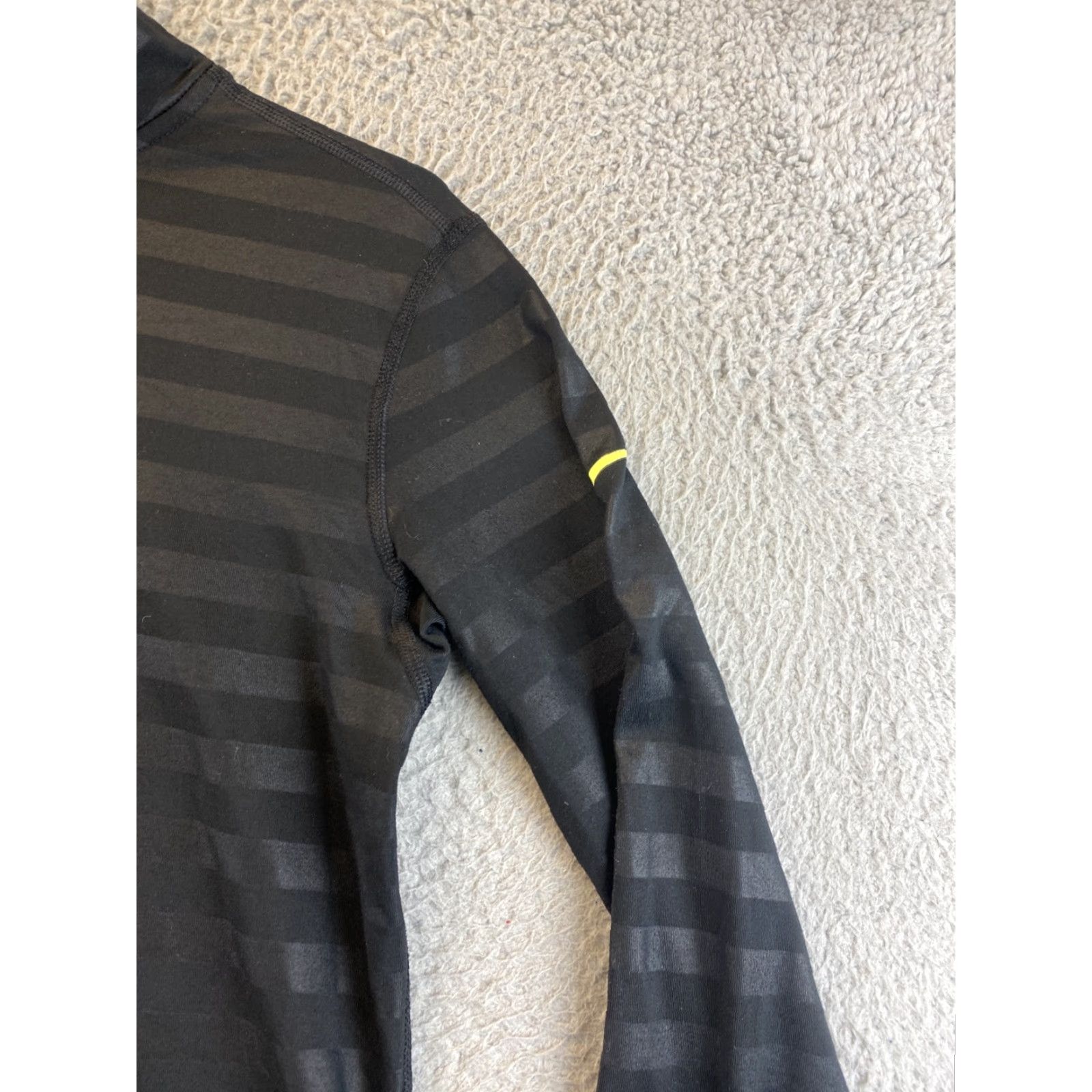 Nike VINTAGE? (No) Nike Dri-Fit Shirt Women M Athletic Full Zip Black Striped Long Sleeve /91-62 Size M / US 6-8 / IT 42-44 - 2 Thumbnail