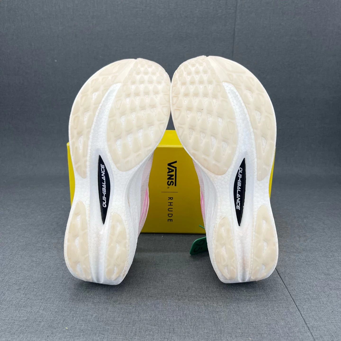 Other 361° Feiran 2 Taohua Yun White/Pink 43 Size US 9 / EU 42 - 8 Thumbnail