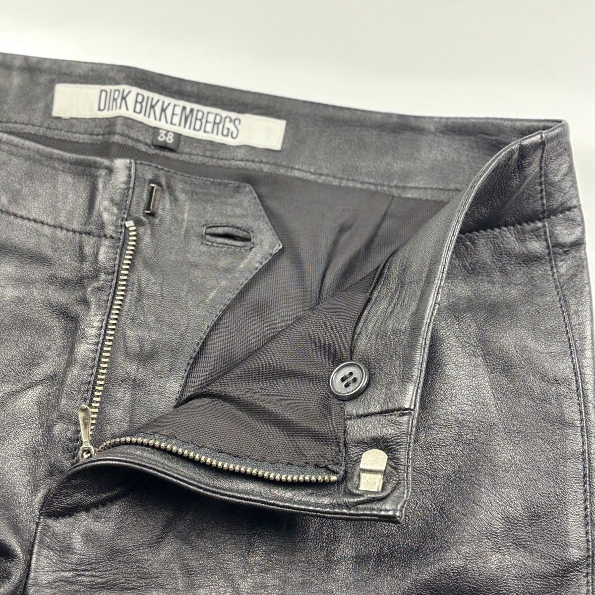 Dirk Bikkembergs Dirk Bikkembergs Leather Pants Size 26" / US 2 / IT 38 - 5 Thumbnail