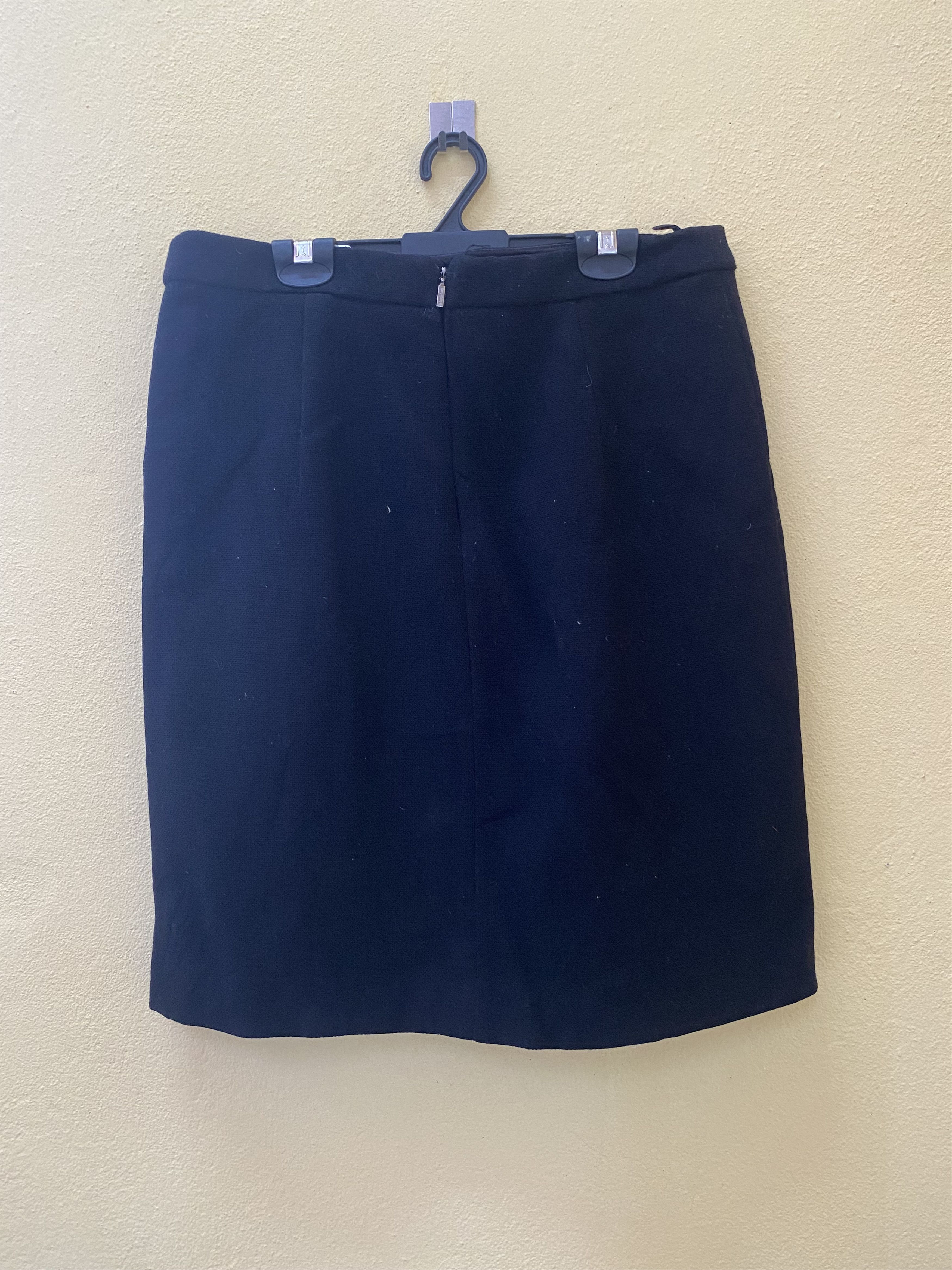 Max Mara Max Mara skirt Size 30" / US 8 / IT 44 - 2 Thumbnail