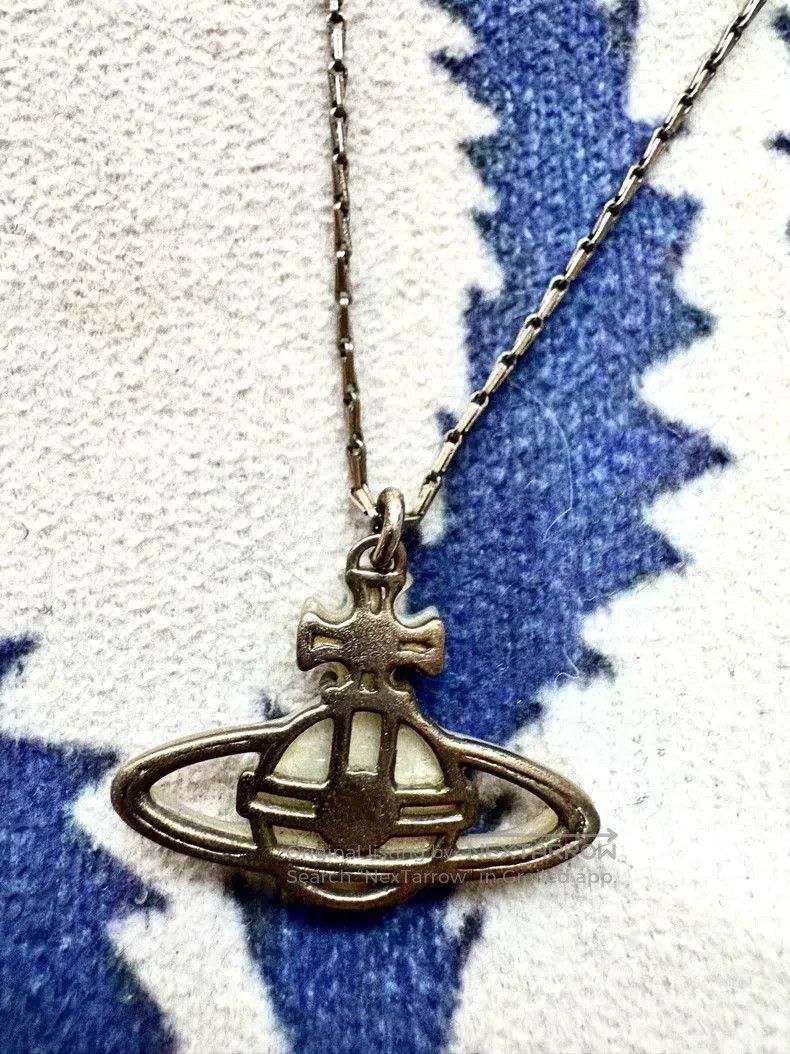 Vivienne Westwood Vivienne Westwood Vintage White Mother-of-Pearl Saturn Nec Size ONE SIZE - 8 Thumbnail