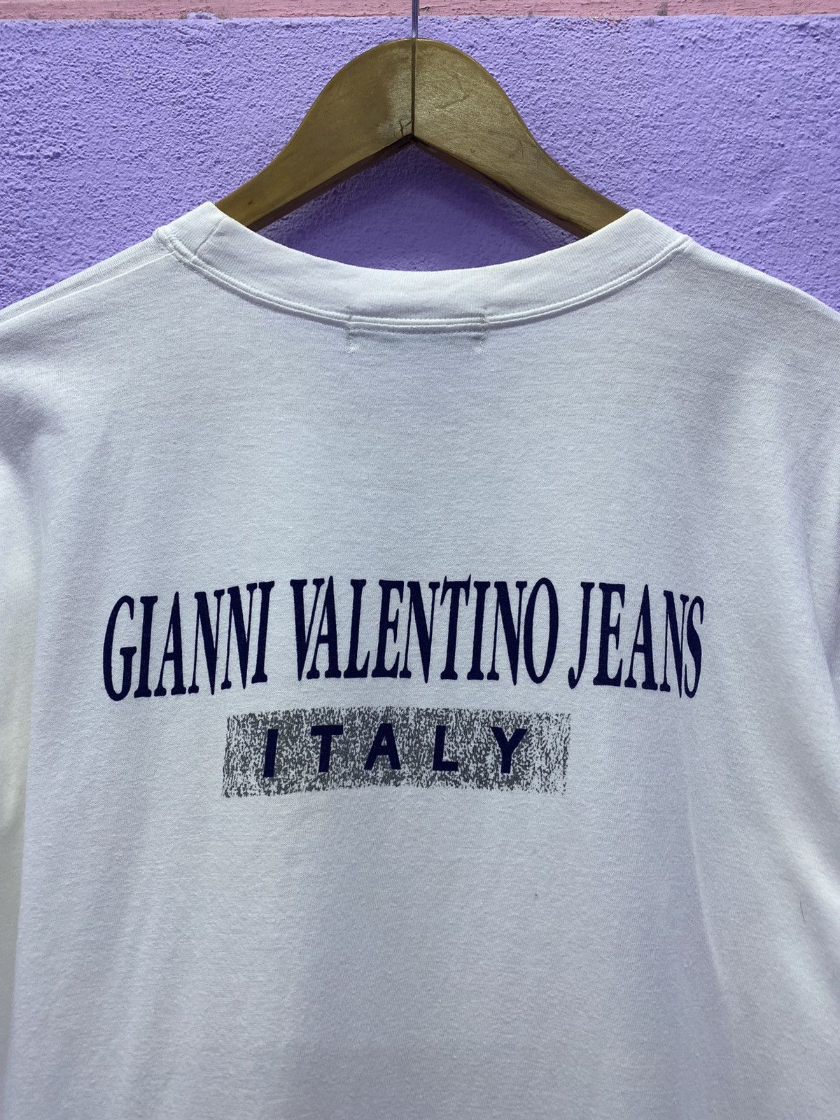 Valentino × Vintage Vintage Gianni Valentino Jenas White Tee Size US M / EU 48-50 / 2 - 2 Thumbnail