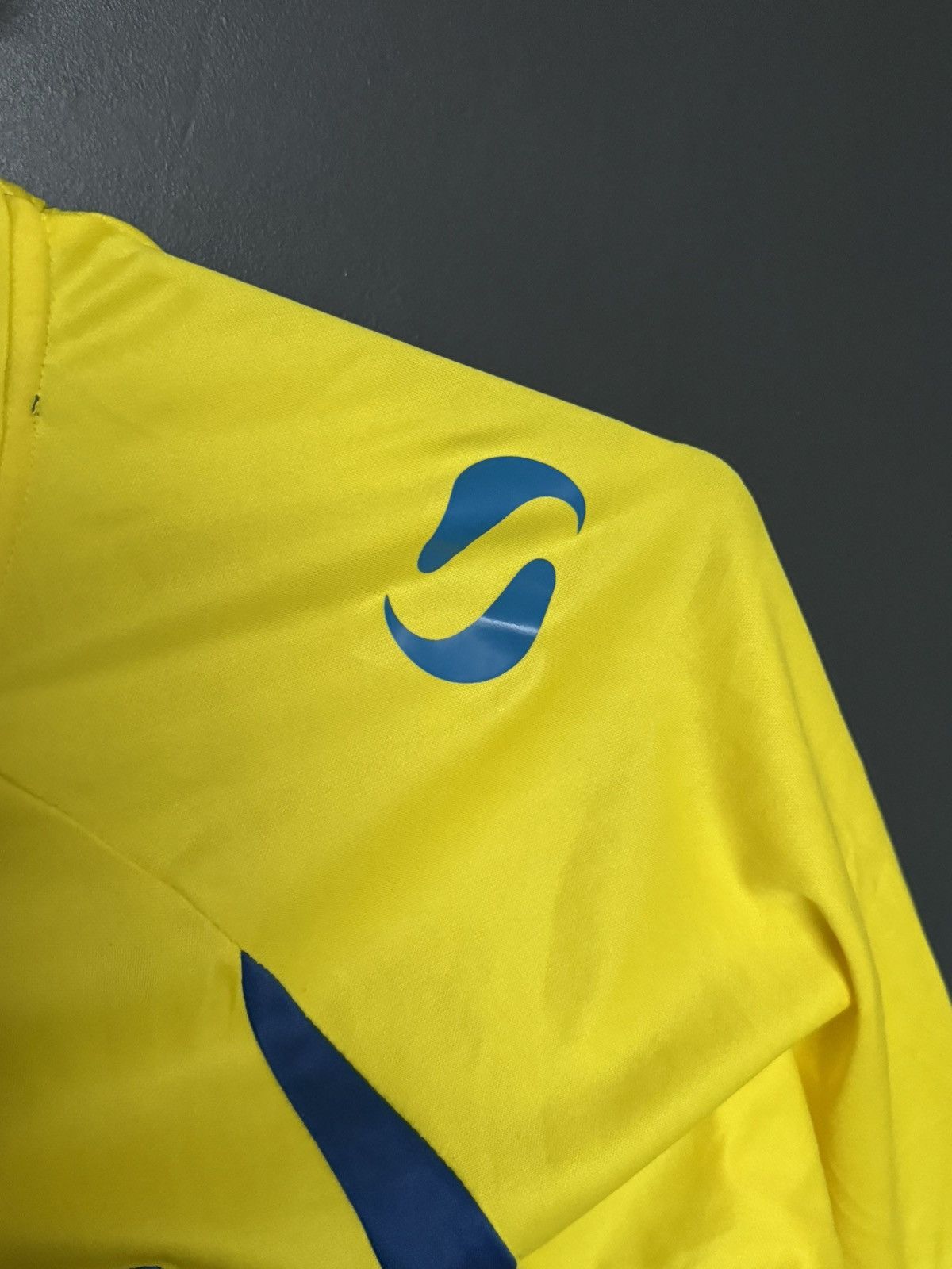 Other Portsmouth 14/15 Away Home Football Jersey Size US XL / EU 56 / 4 - 5 Thumbnail