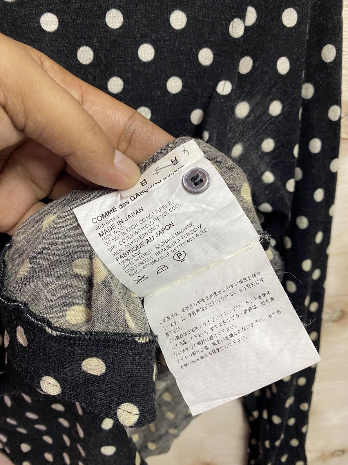 Comme des Garcons Comme des Garçons long-sleeved polka dot shirt. Size S / US 4 / IT 40 - 8 Thumbnail