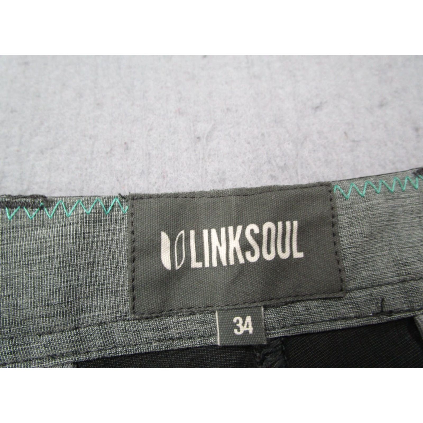 Vintage LINKSOUL Shorts Mens 34 Gray HYBRID BOARDWALKER 9" Walk Travel Resort Golf Chino 5-Pocket Regular Inseam 9 in Gray Mens Size US 34 / EU 50 - 2 Thumbnail
