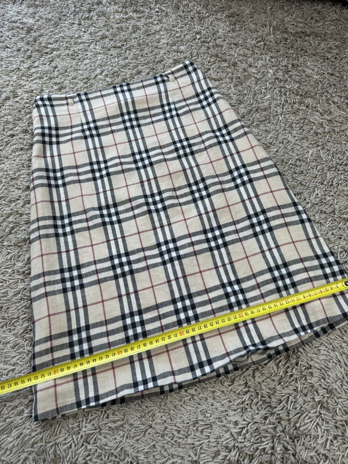 Burberry × Vintage Vintage wool skirt Burberry Nova Check 90s original Size 30" / US 8 / IT 44 - 6 Thumbnail