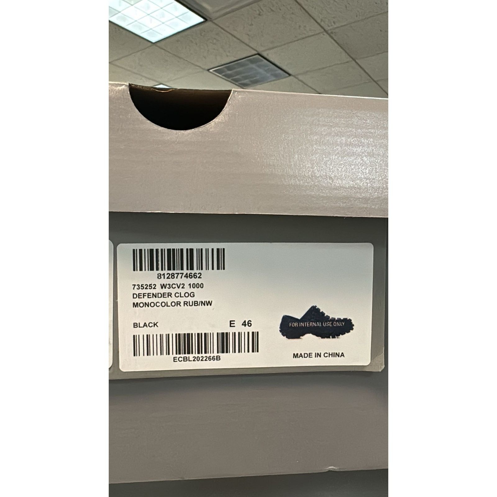 Balenciaga o1rshd1 Defender Clog in Black Size US 13 / EU 46 - 13 Thumbnail