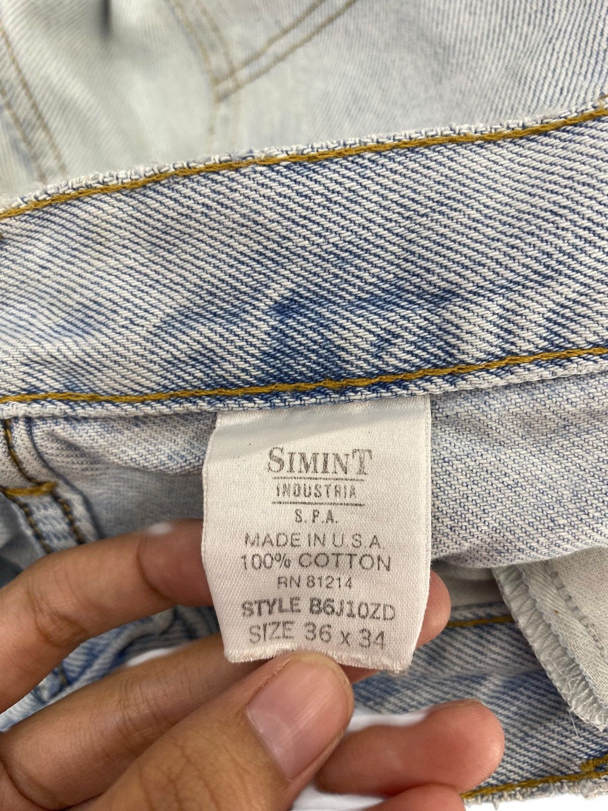 Armani Armani Light Blue Wash Style Loose Jeans Size US 33 - 10 Thumbnail