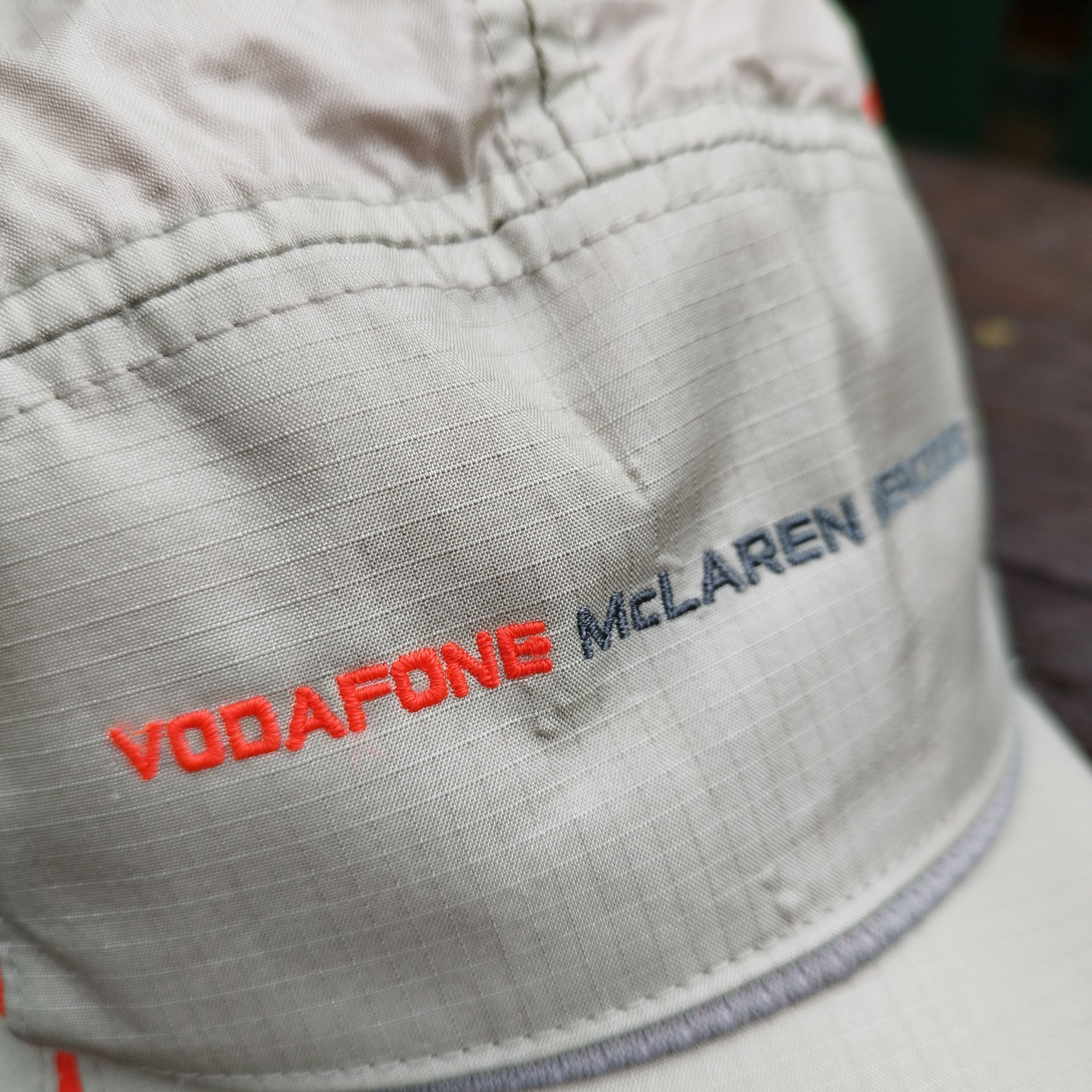 Formula 1 Rare 00s McLaren F1 Silver Tech Cap Hamilton/Kovalainen Size ONE SIZE - 4 Thumbnail