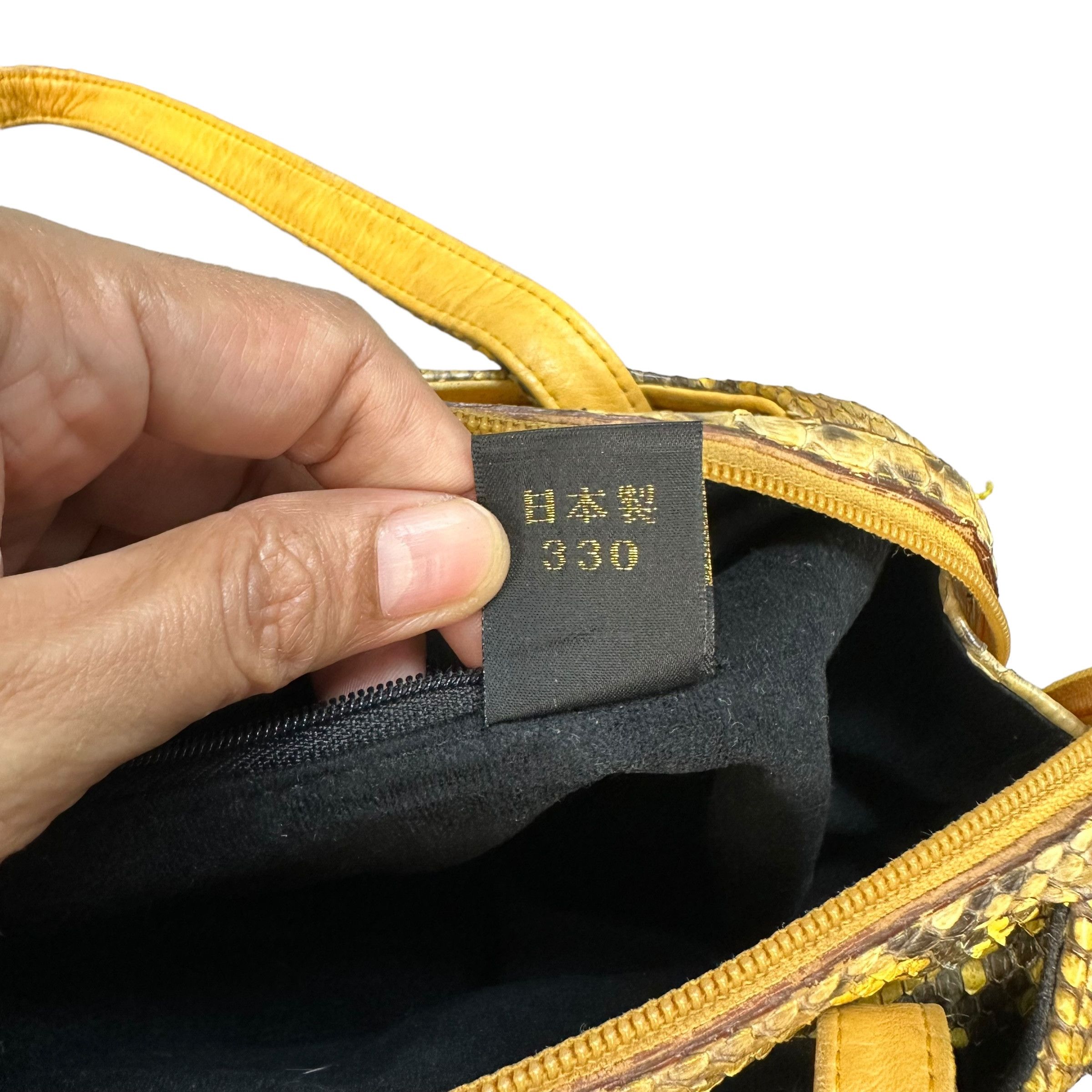 Japanese Brand JRA 330 Made in Japan Snakeskin Phantom Handbag #A-0512 Size ONE SIZE - 12 Thumbnail