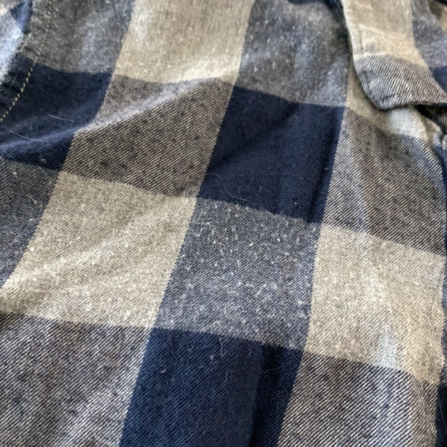 J.Crew J.CREW Plaid Button-Up Long Sleeve Top Women's M Blue Gray Shirt Size M / US 6-8 / IT 42-44 - 3 Thumbnail