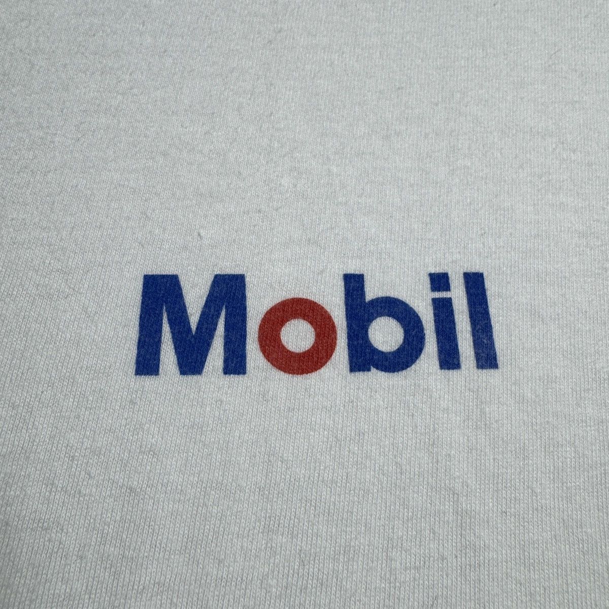 Vintage 90s Vintage Mobil gas oil company tee Motorsport racing y2k Size US XL / EU 56 / 4 - 2 Thumbnail