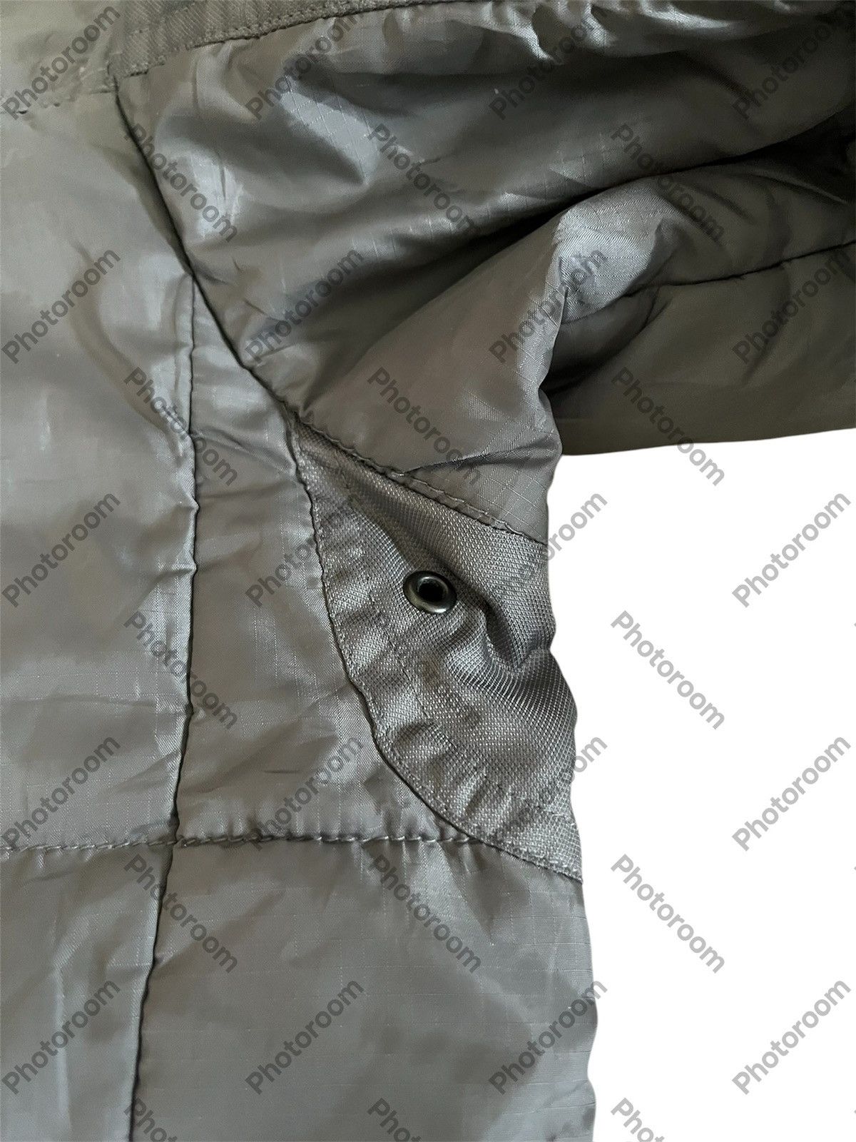 Uniqlo Uniqlo Puffer Windbreaker Jacket Size US M / EU 48-50 / 2 - 5 Thumbnail