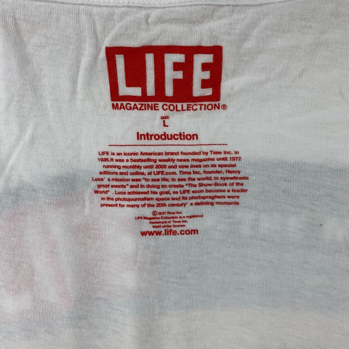 Vintage LIFE MAGAZINE FOTOFOLIO Life On The Moon Cover Tee Shirt Size L / US 10 / IT 46 - 6 Thumbnail