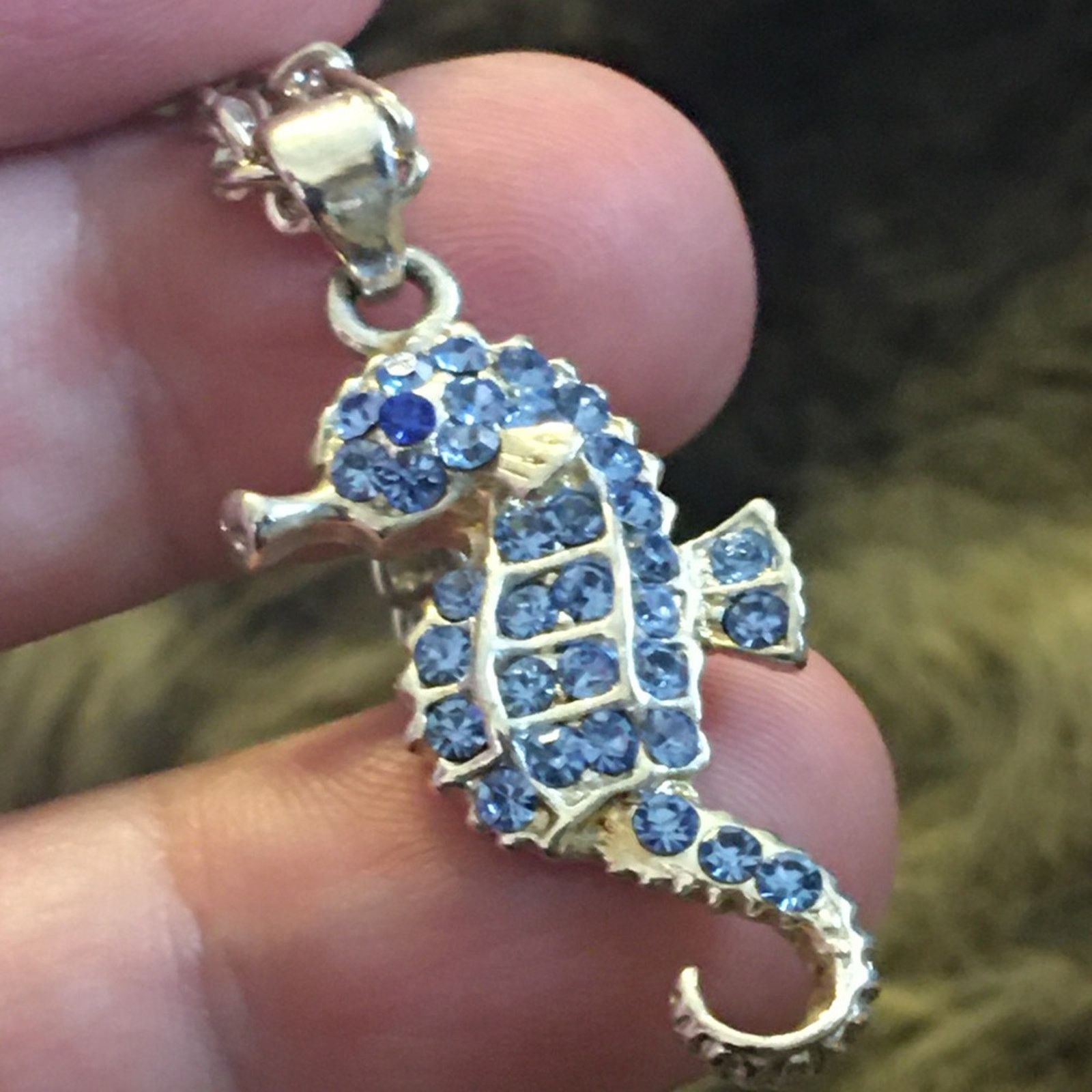 Vintage Vintage rhinestone seahorse pendant on chain Size ONE SIZE - 2 Thumbnail