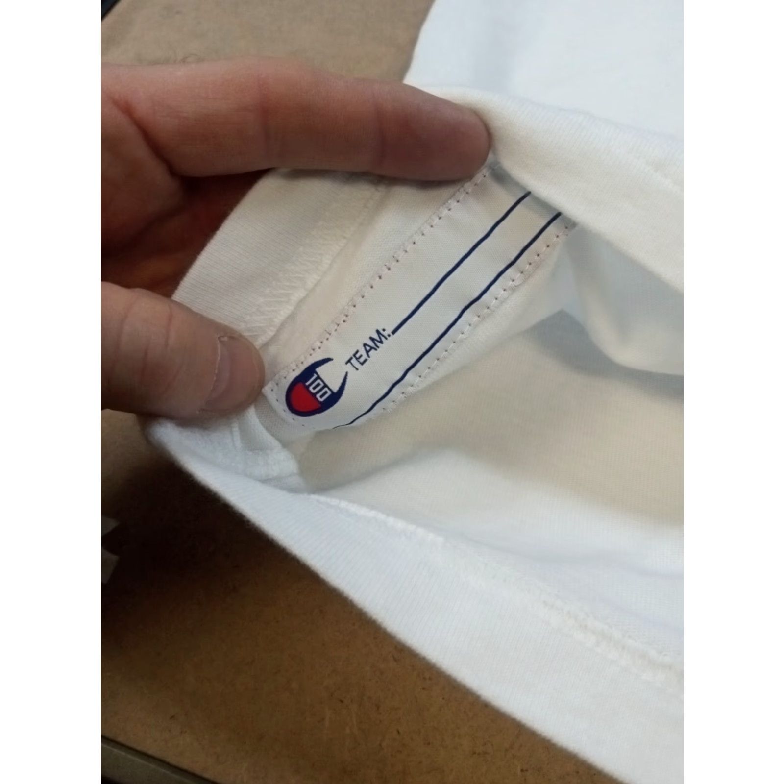 Champion VINTAGE Champion XL Embroidered SS T-Shirt Men White Cotton Crew Neck Short Sleeve 90s Sports Easy Care Breathing All Seasons Size US XL / EU 56 / 4 - 5 Thumbnail