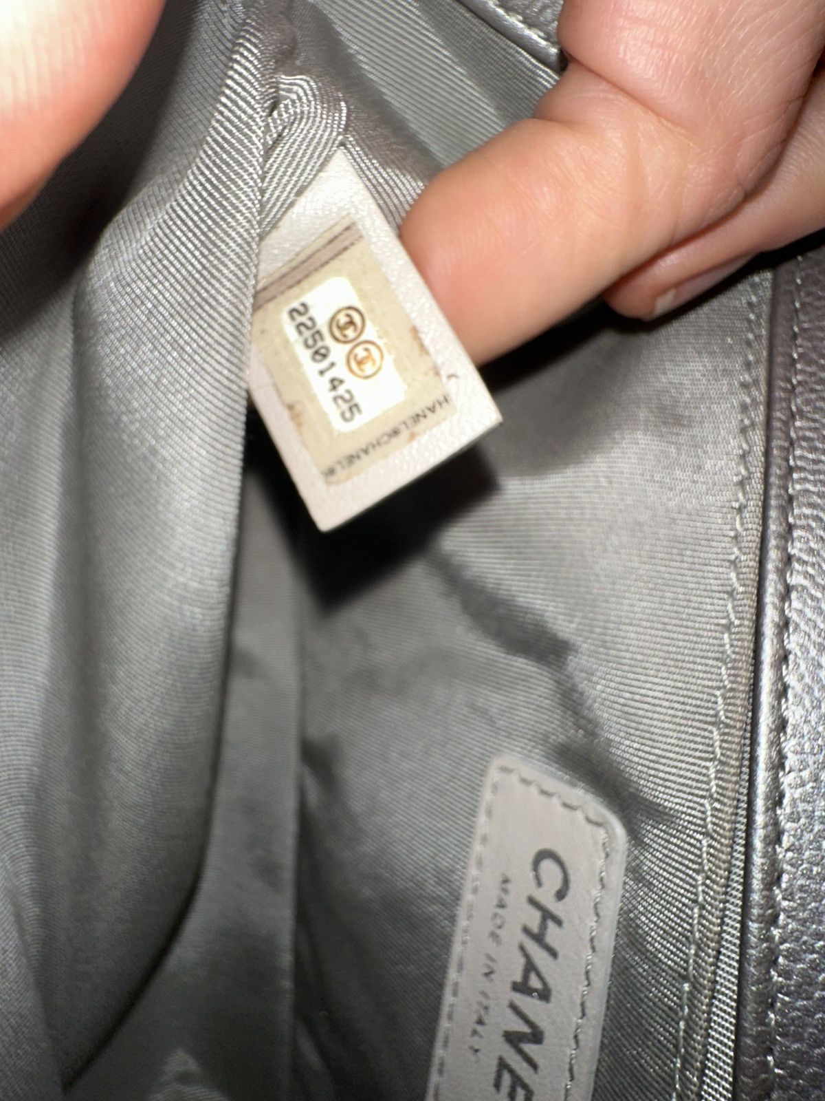 Chanel Chanel Boy Bag Medium Size ONE SIZE - 16 Thumbnail