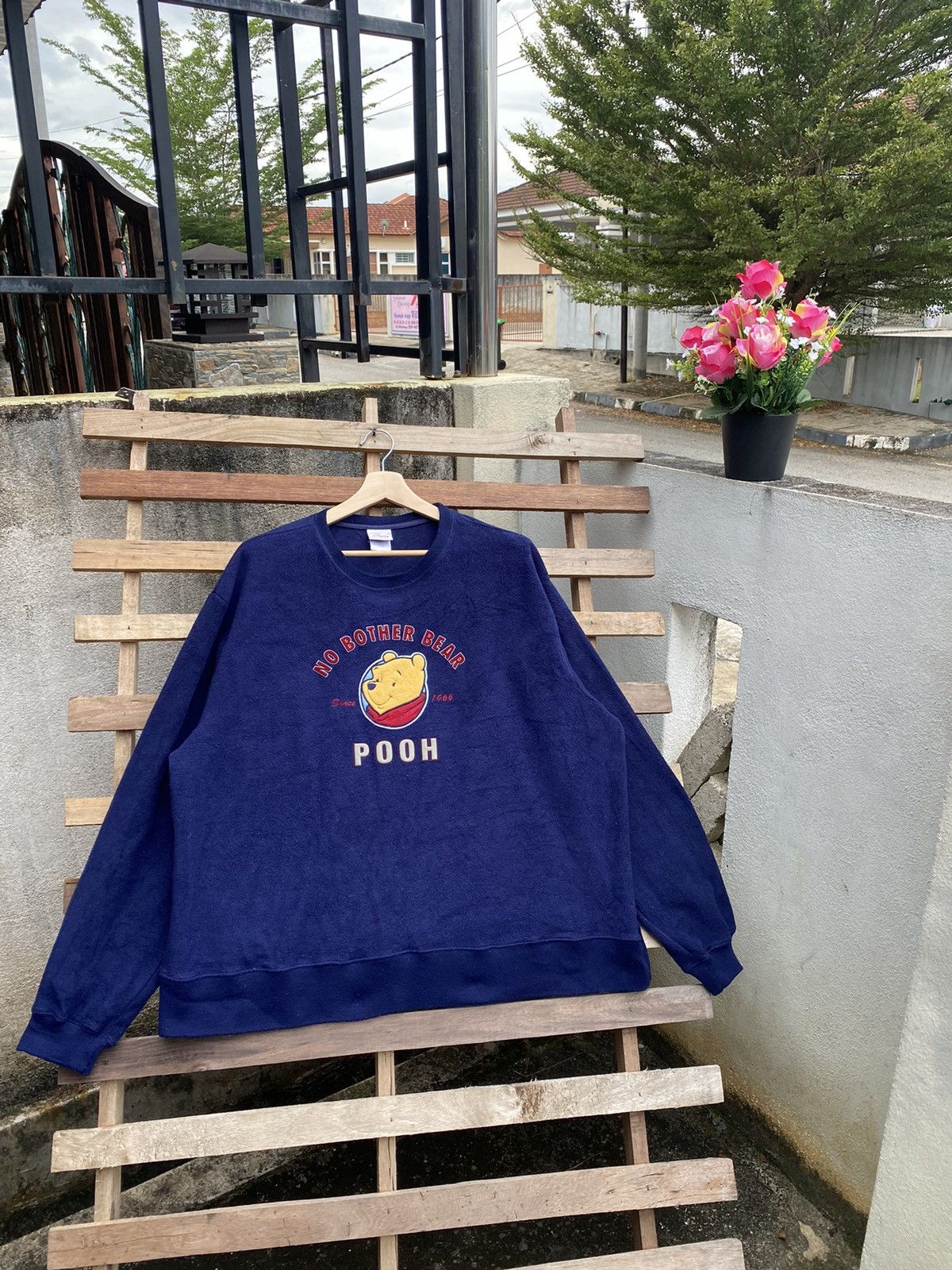 Cartoon Network × Disney × Vintage Vintage 90s Disney Winnie The Pooh Sweatshirt Fleece Size US XXL / EU 58 / 5 - 2 Thumbnail