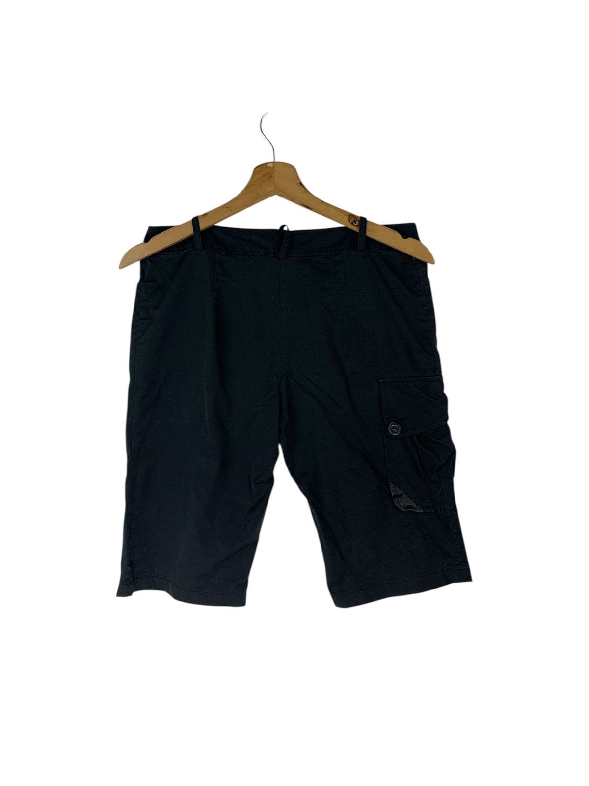 Alexander McQueen Alexander McQueen Short Pants Black Colour Nice Design Size US 30 / EU 46 - 5 Thumbnail