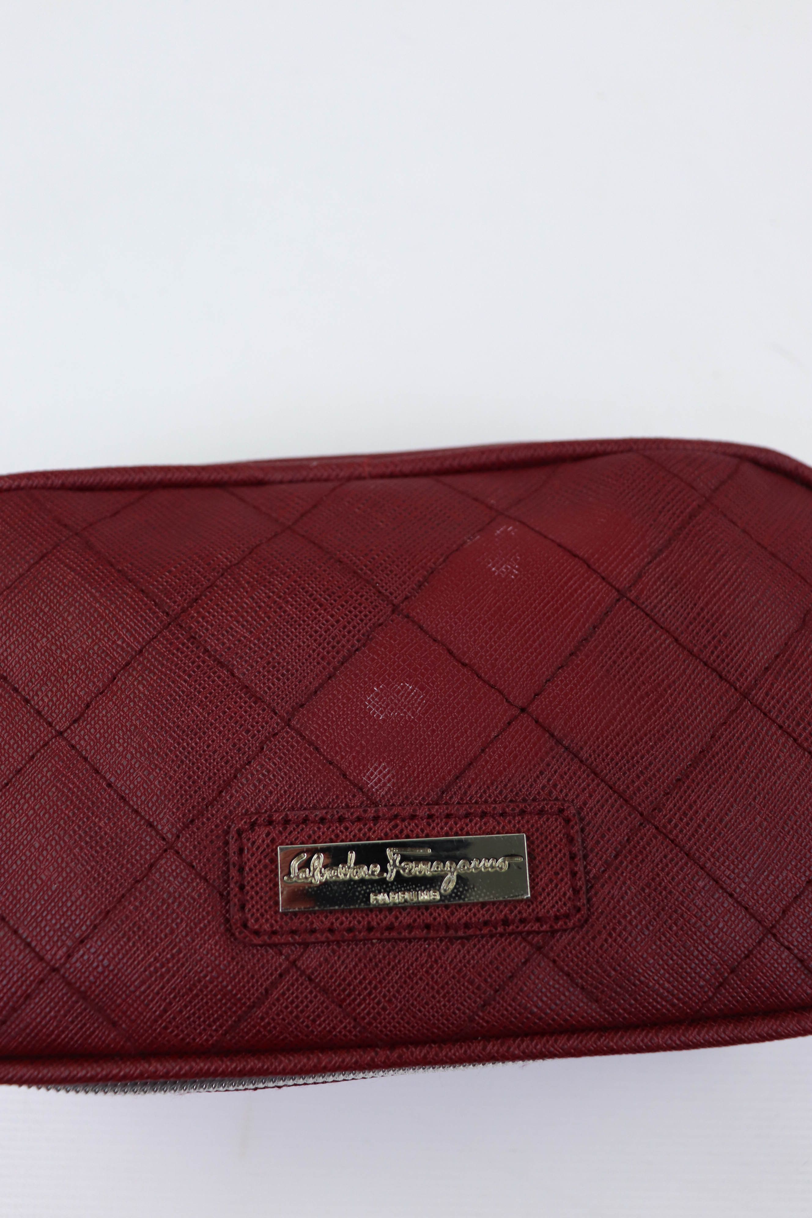 Salvatore Ferragamo Salvatore Ferragamo Parfums Singapore Airlines Red Zip Pouch Size ONE SIZE - 6 Thumbnail
