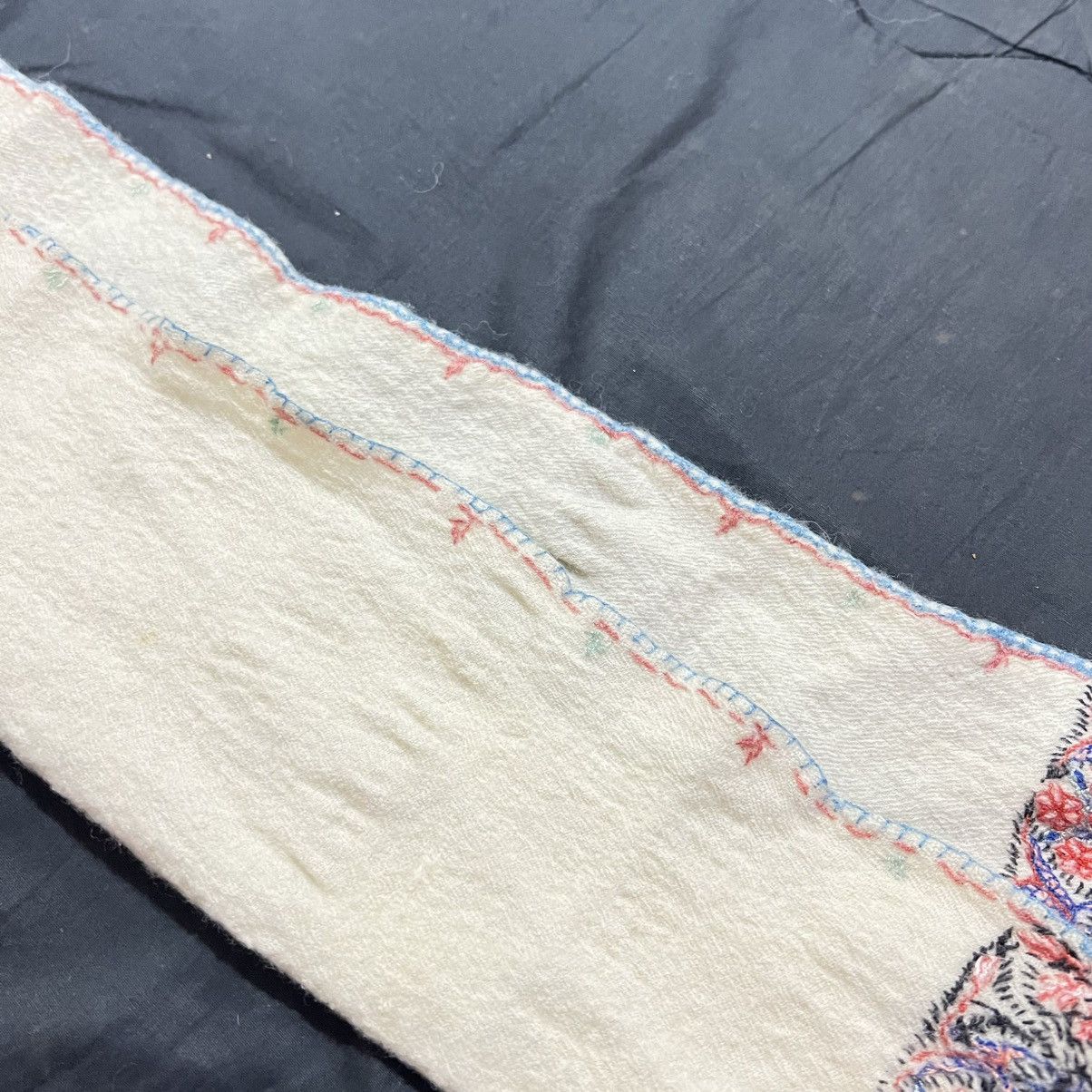 Vintage Vtg Cashmere Scarf / Muffler / Neckwear Size ONE SIZE - 5 Thumbnail
