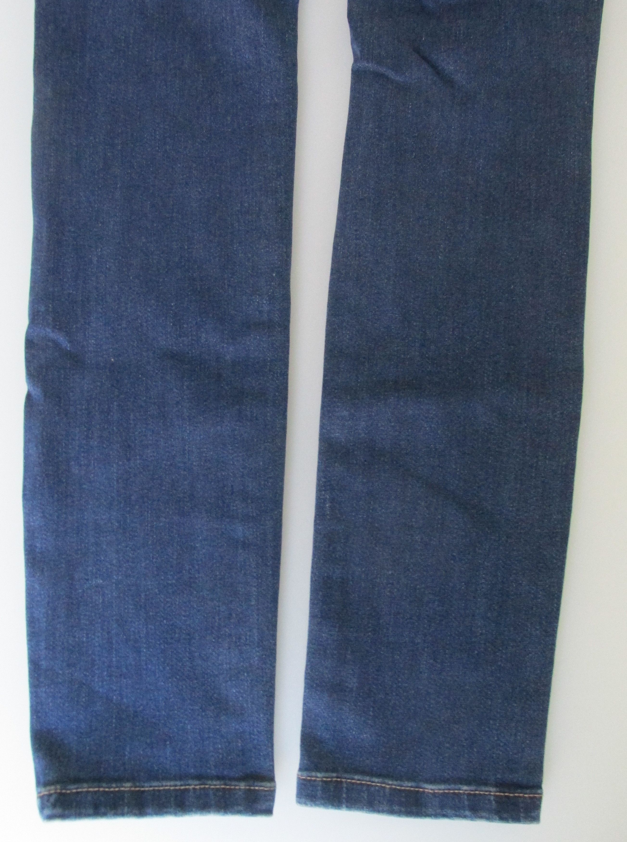 Other N.Y. & Co. (NWT) Soho Distressed Legging Jeans Size 8 Size 30" / US 8 / IT 44 - 7 Thumbnail