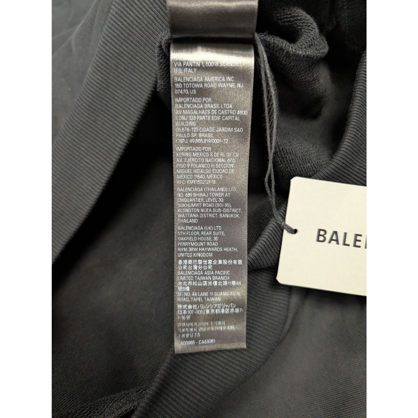Balenciaga o1rshd1 Gaffer Molleton Archetype Large Fit Hoodie in Black Size US XXL / EU 58 / 5 - 21 Thumbnail
