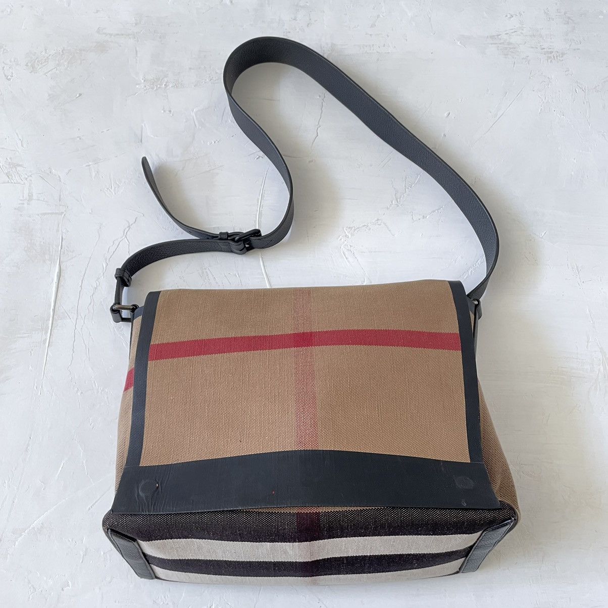 Burberry Burberry Messenger Bag Size ONE SIZE - 1 Thumbnail