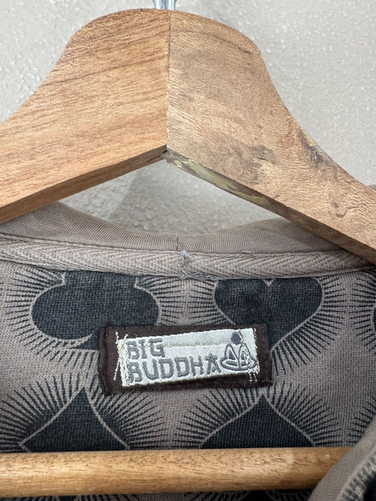 Vintage Vintage Japanese Big Buddha Faded dostressed poker Hoodie Size US M / EU 48-50 / 2 - 3 Thumbnail