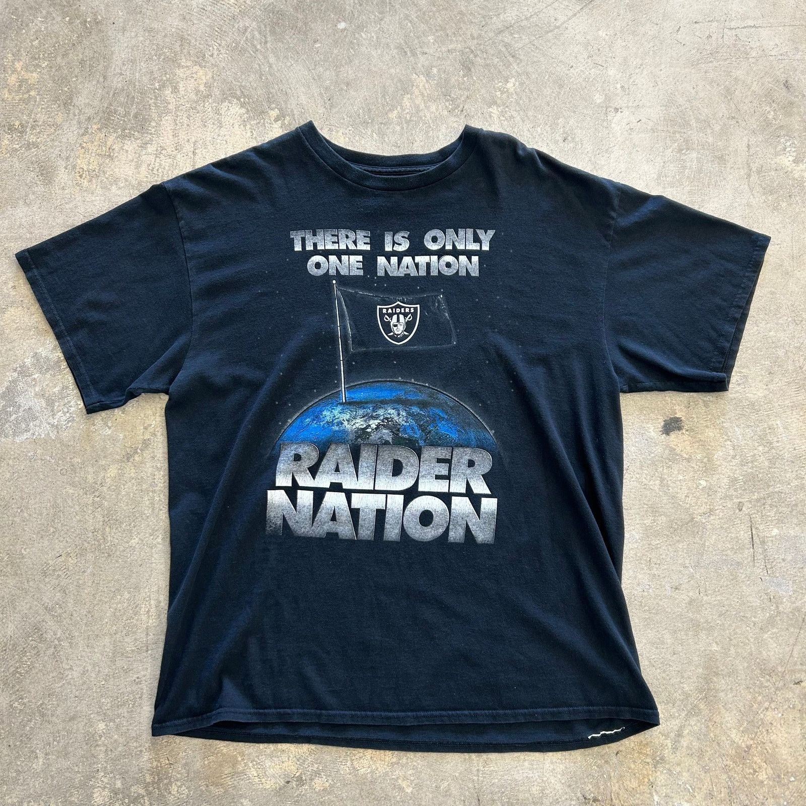 NFL Raider Nation Tee Sz XL Size US XL / EU 56 / 4 - 1 Thumbnail