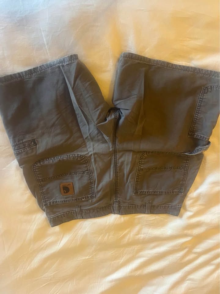 Carhartt Grey Carhartt Shorts size 36 Size US 36 / EU 52 - 1 Thumbnail