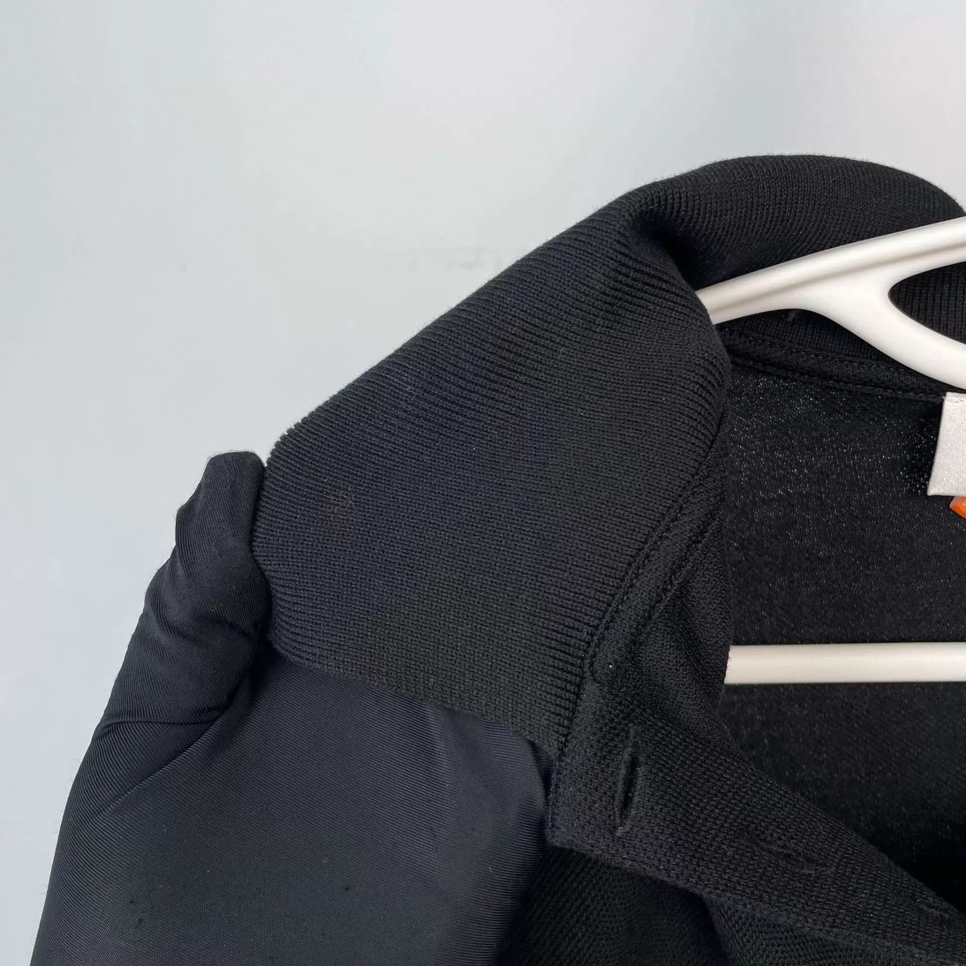 Yves Saint Laurent YSL Black Vest S Size US S / EU 44-46 / 1 - 7 Thumbnail