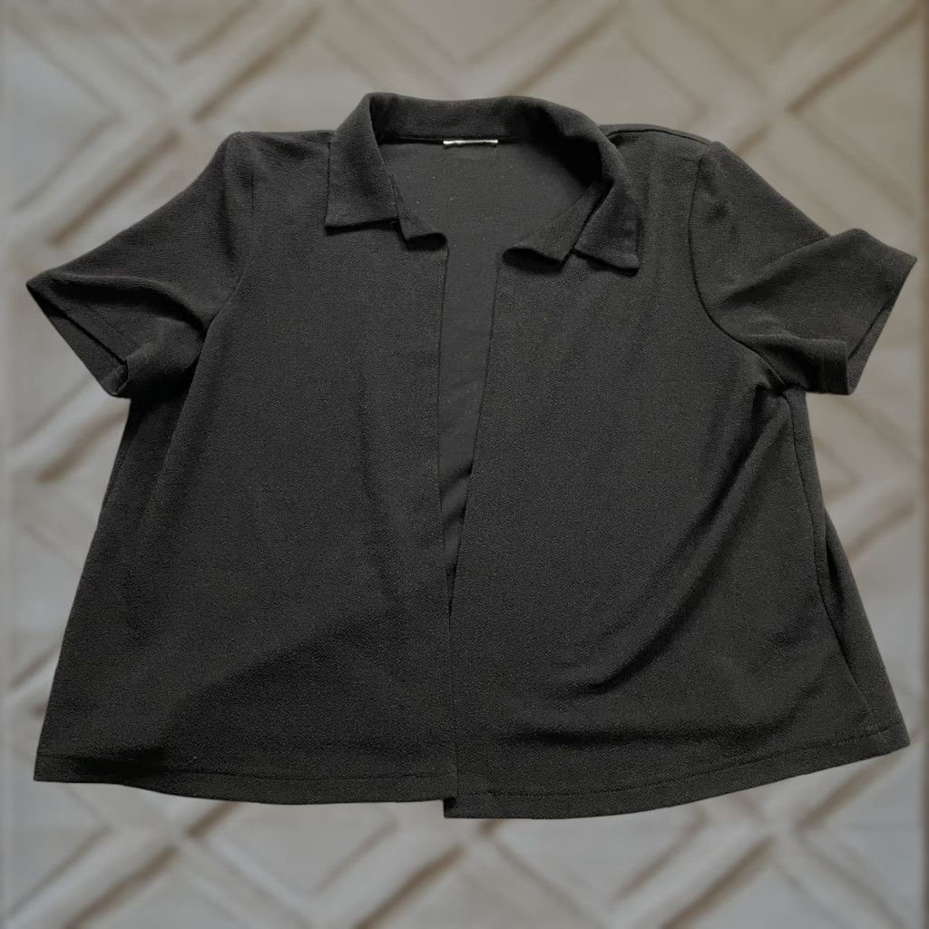 Vintage Unbranded Black Short Sleeve Collared Knit Top Womens 2XL Padded Shoulder Casual Blouse Size XXL / US 16-18 / IT 52-54 - 1 Thumbnail