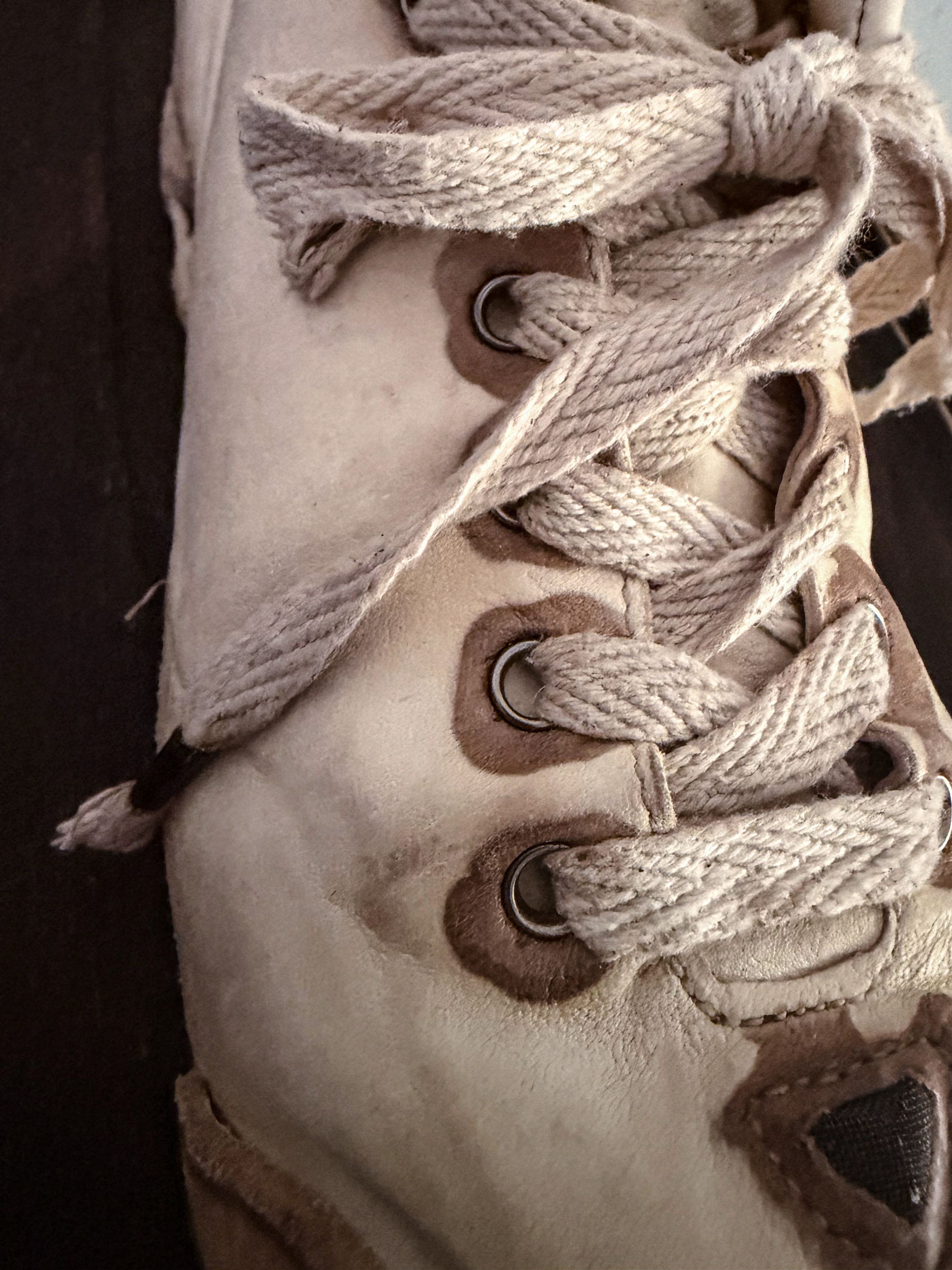 Nihomano Sculpted Handmade Natural Leather Sneakers Size US 9 / EU 42 - 11 Thumbnail
