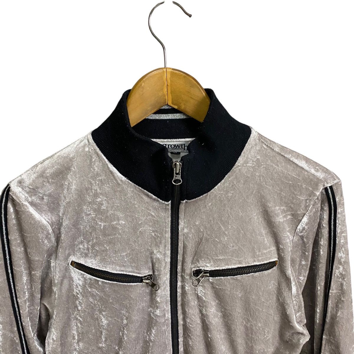 In The Attic In the attic growth velvet jacket Size M / US 6-8 / IT 42-44 - 10 Thumbnail