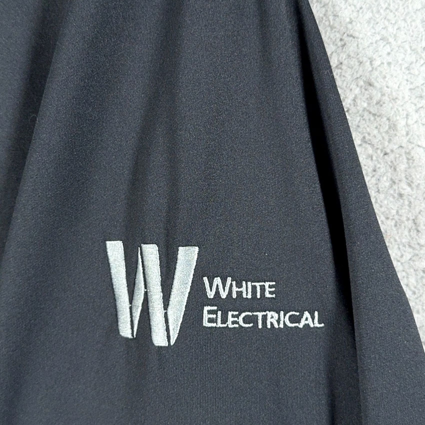 Peter Millar Peter Millar Perth Performance Quarter Zip Pullover Mens XL Black White Electric Mock Neck 1/4 Zip Golf Pullover Logo Long Sleeve Casual Shirt Size US XL / EU 56 / 4 - 4 Thumbnail