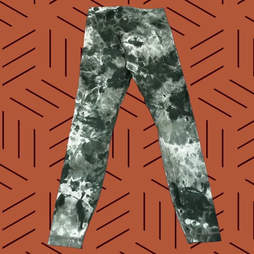 Lululemon VINTAGE Lululemon Wunder Train Tights Women Size 8 Ankle Green Tie Dye Activewear Yoga Gym Size 30" / US 8 / IT 44 - 1 Thumbnail