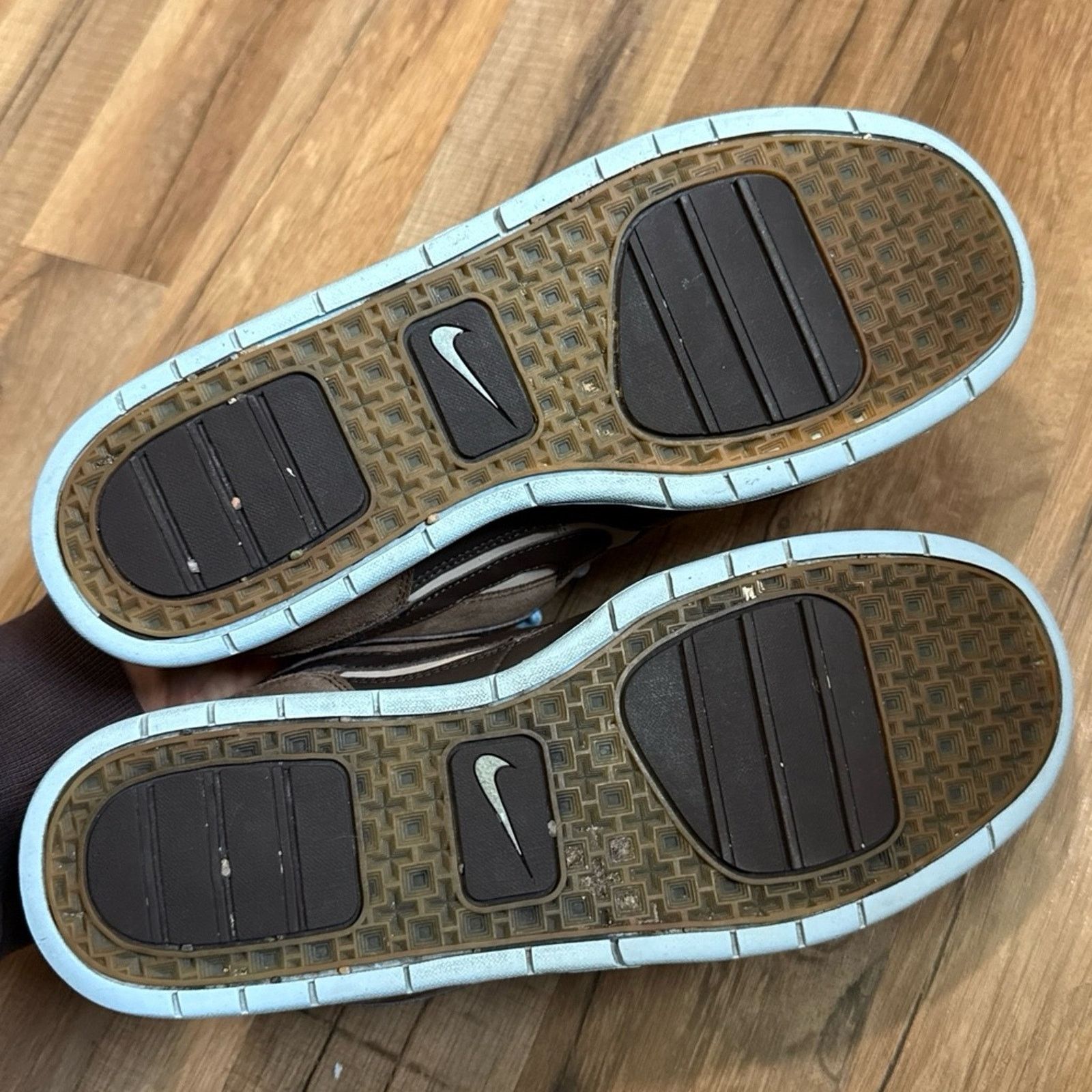 Nike 2008 Nike Dunk Low NYX Baroque Chocolate Brown Size US 9.5 / EU 42-43 - 8 Thumbnail