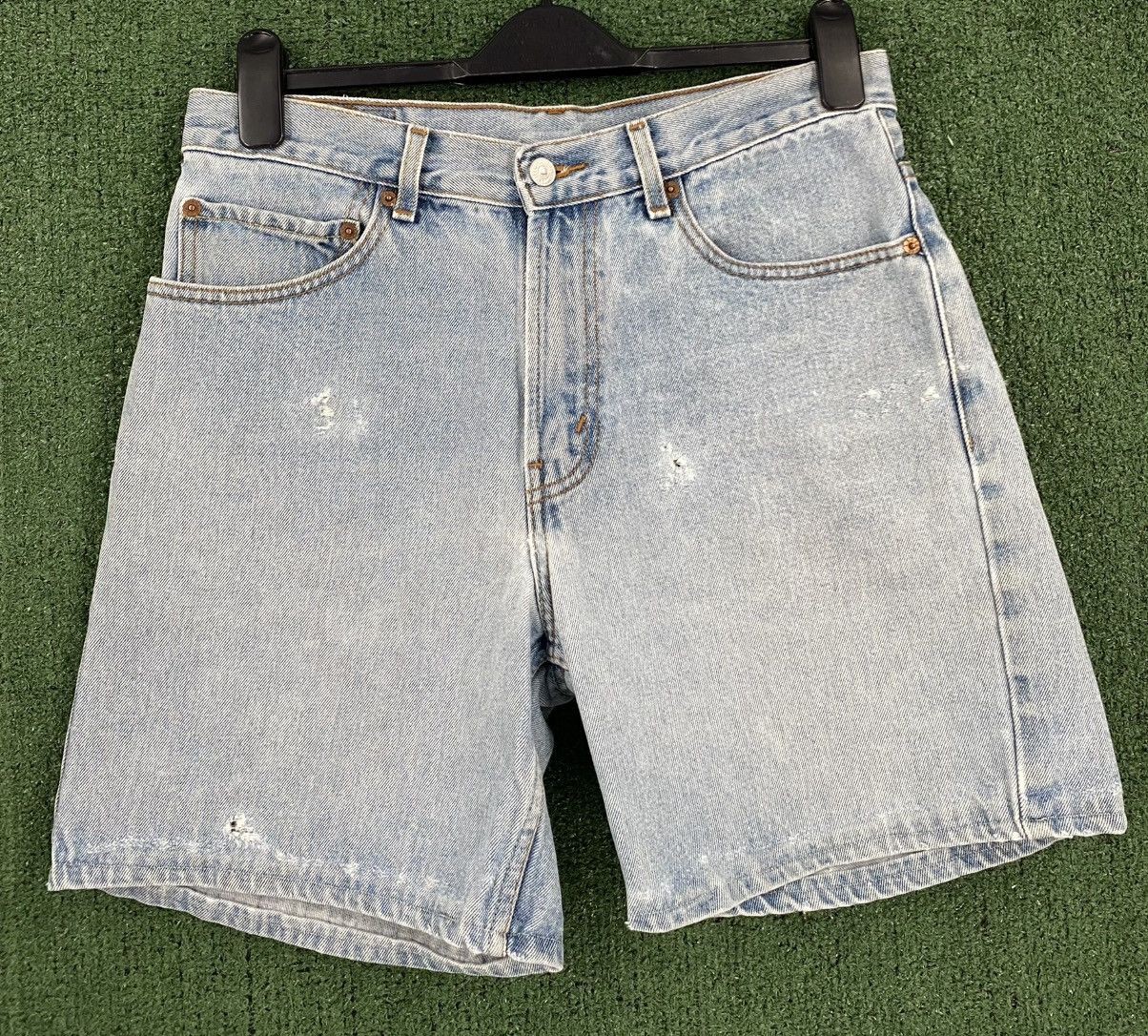 Levi's Vintage Clothing Y2K Levi’s 550 Relaxed Fit Jean Distressed Hemmed Shorts 31 Size US 31 - 1 Thumbnail