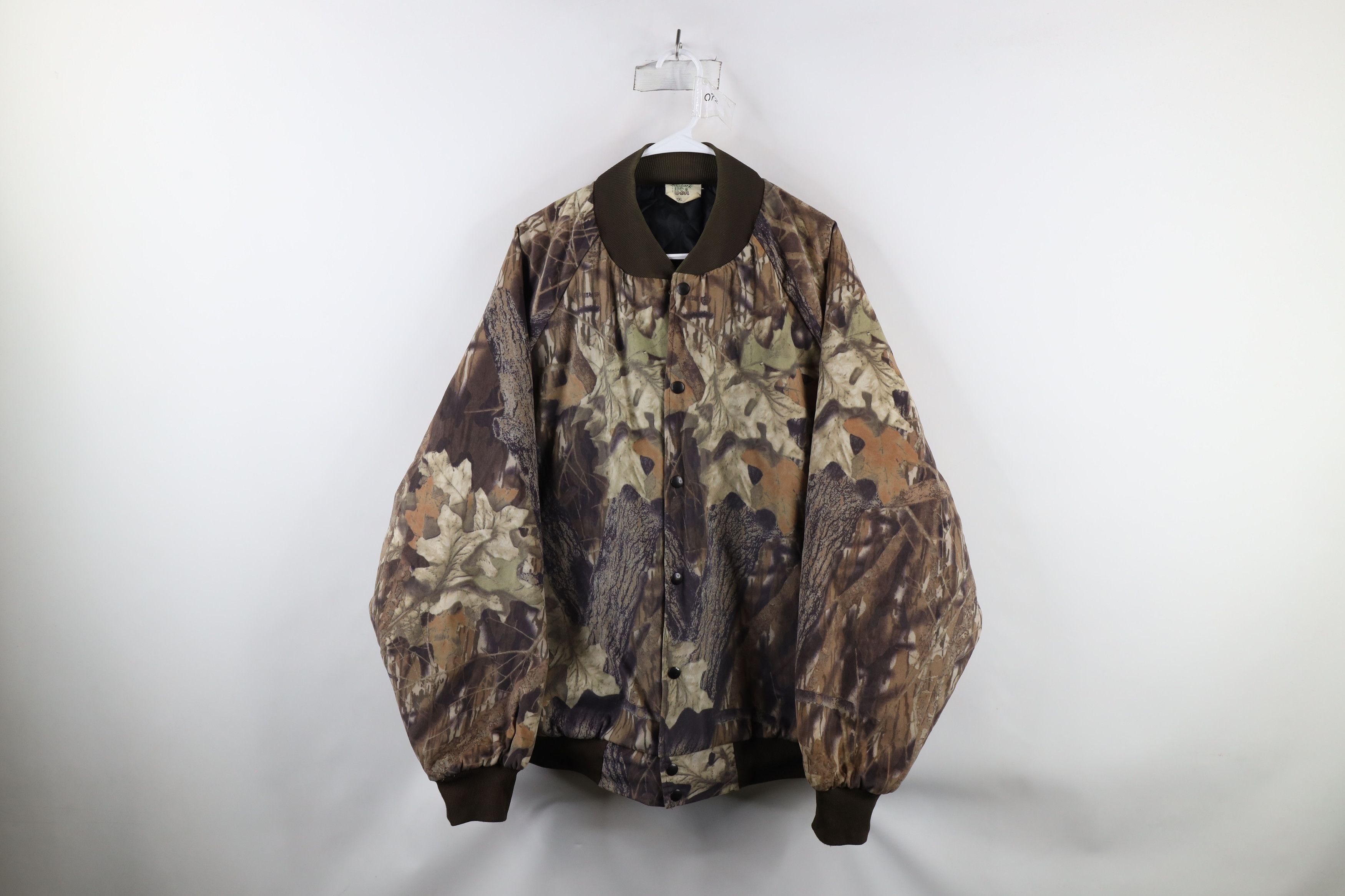 Vintage Vintage 80s Camouflage Soft Cloth Quilt Bomber Jacket USA Size US XXL / EU 58 / 5 - 1 Thumbnail