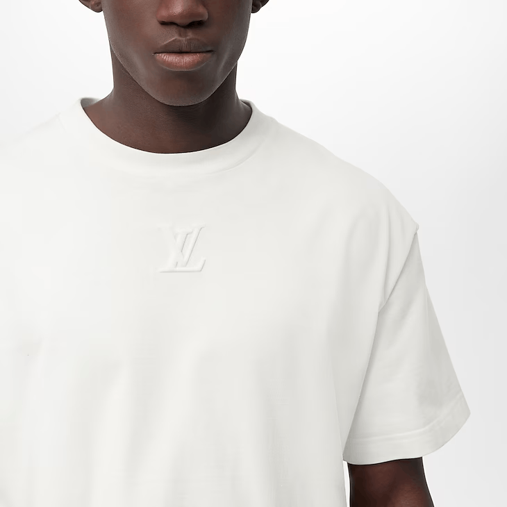 Louis Vuitton Embossed LV T-Shirt Size US XXL / EU 58 / 5 - 4 Thumbnail