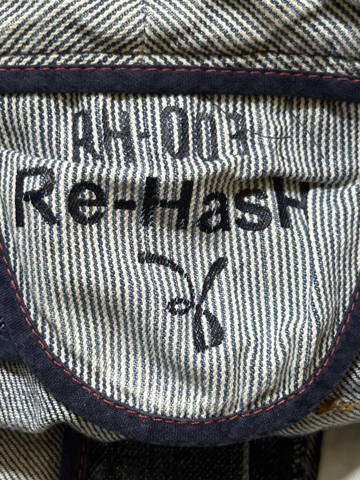 Japanese Brand Vintage Japanese Brand Blue Wash Faded Style Loose Jeans Size US 30 / EU 46 - 9 Thumbnail