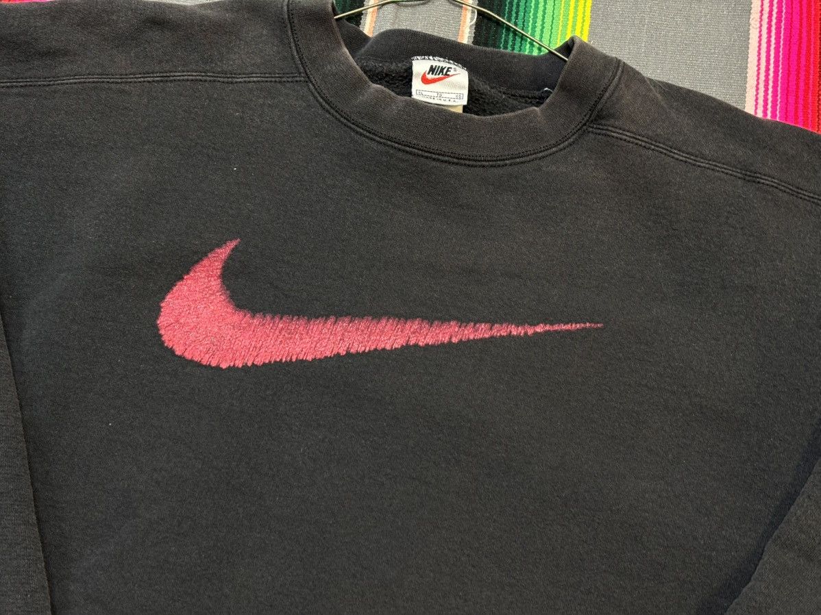 Nike 90’s Nike Embroidered Swoosh Graphic sweatshirt sz XL Size US XL / EU 56 / 4 - 2 Thumbnail
