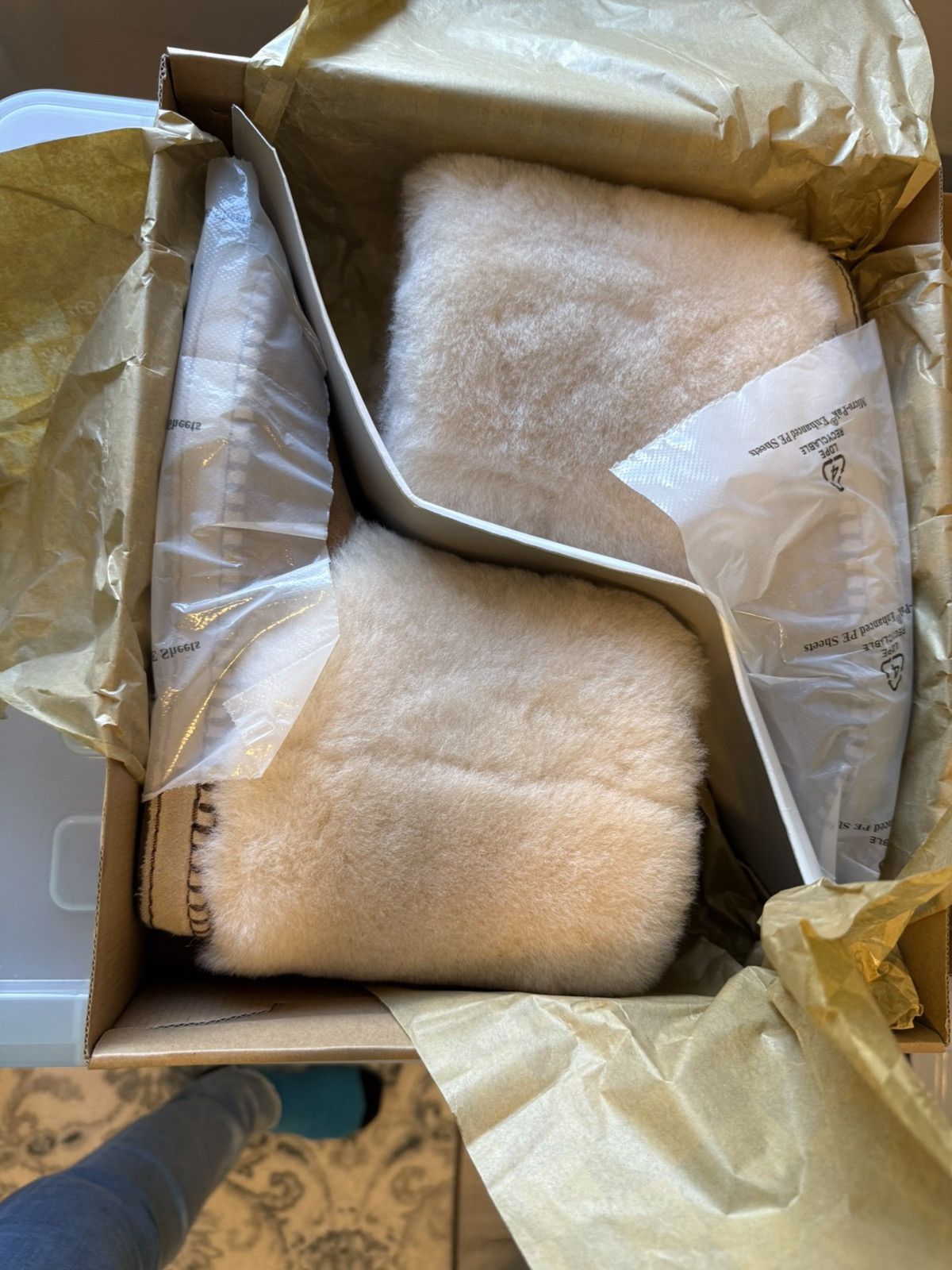 Ugg UGG boots with outer fur Size US 7 / IT 37 - 6 Thumbnail
