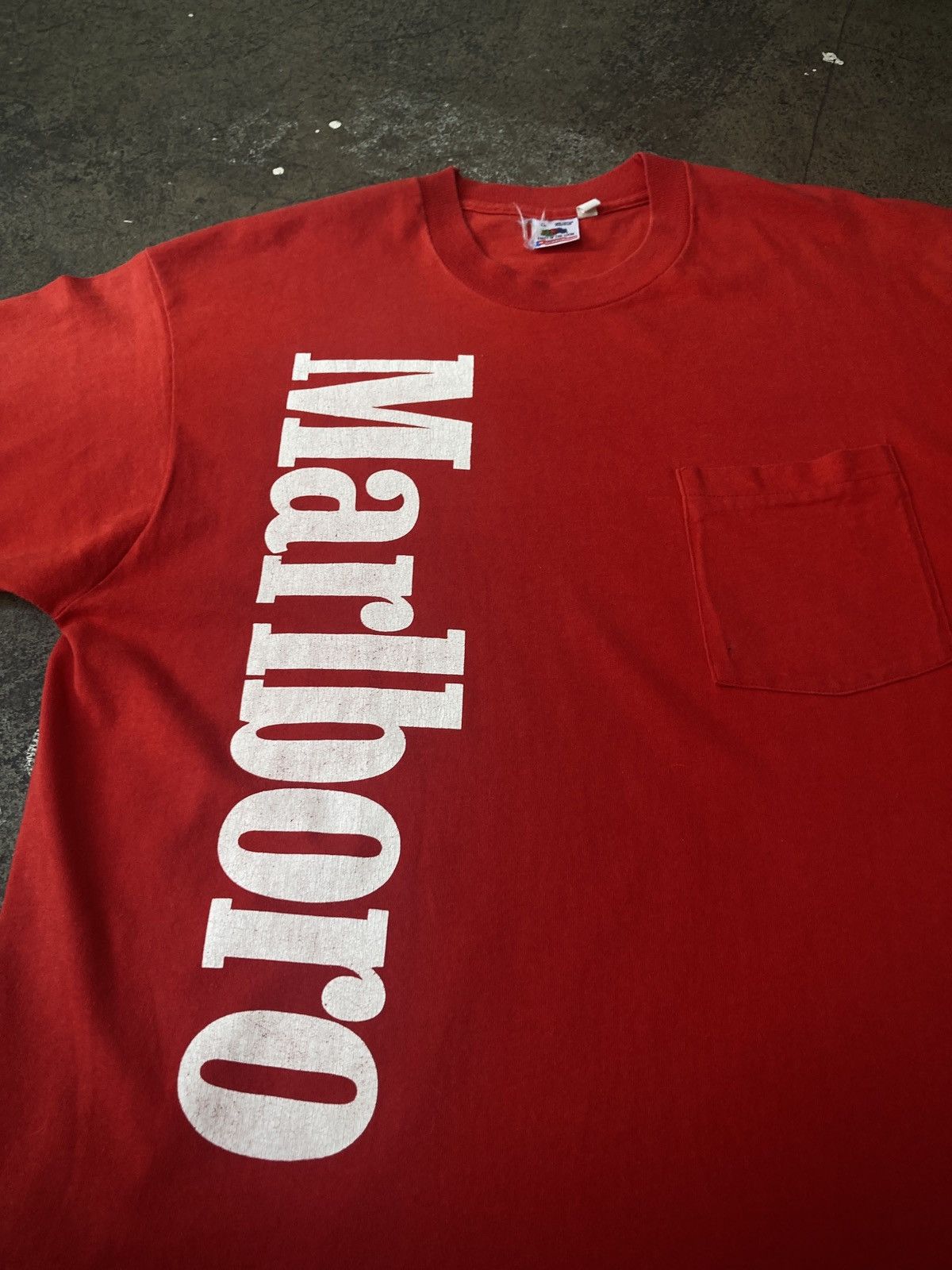 Marlboro × Marlboro Adventure Team × Marlboro Unlimited Vintage 80s Marlboro Spellout Pocket Tee Size US XL / EU 56 / 4 - 4 Thumbnail