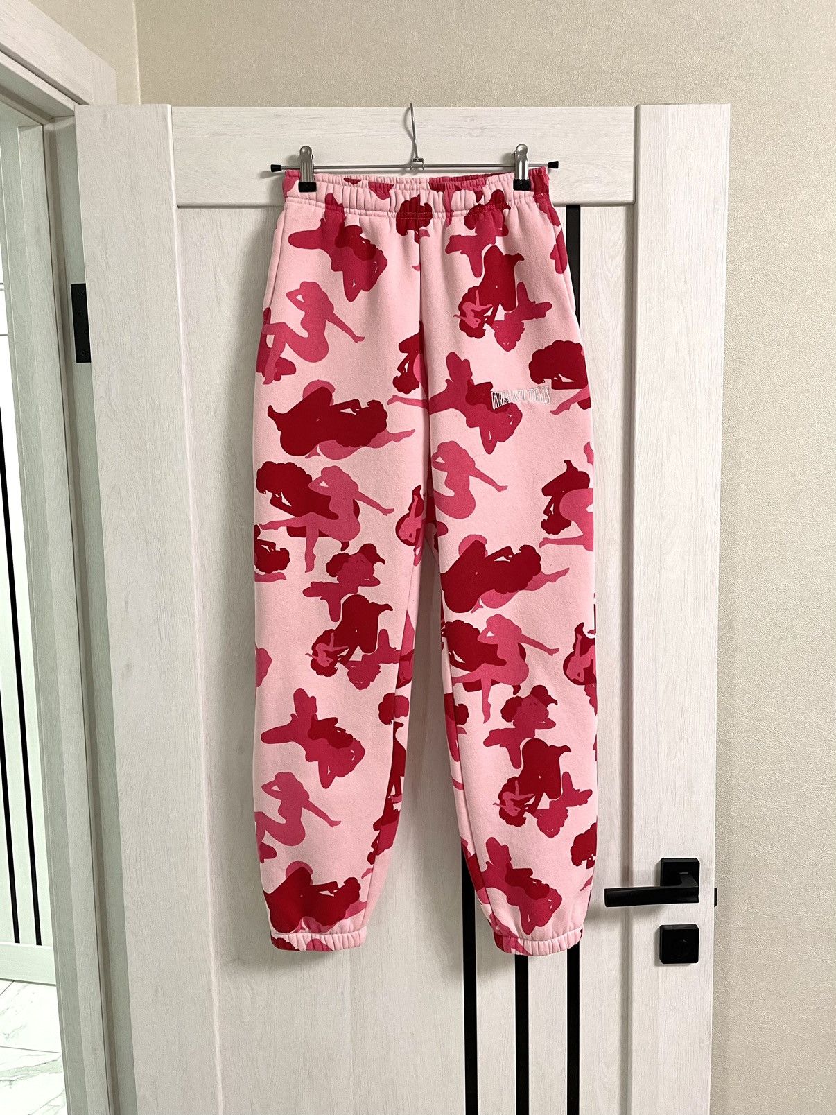 Named Collective Named Collective Unrealistic Ideals Sweatpants Joggers W XS Size 24" / US 00 / IT 34 - 1 Thumbnail