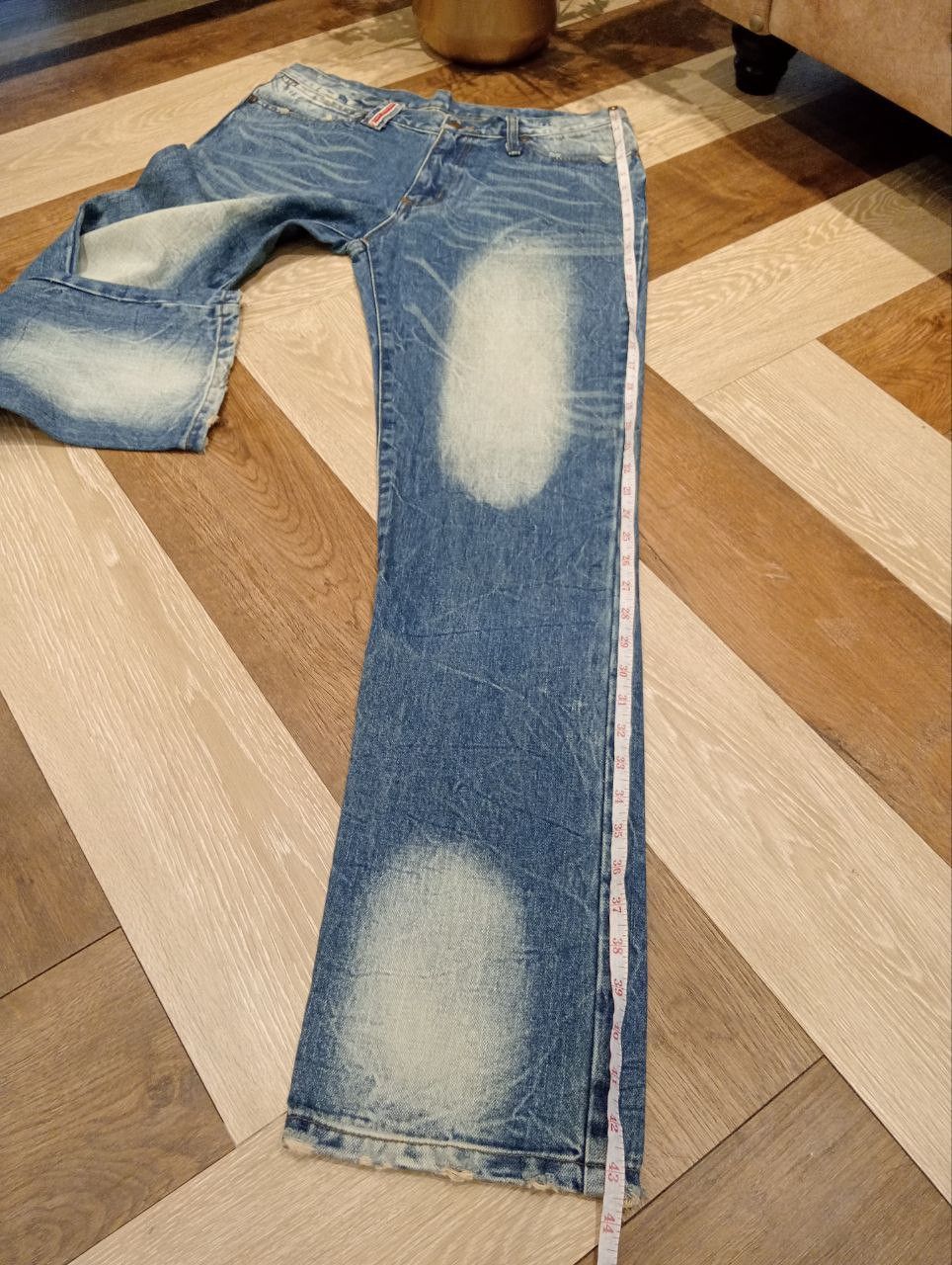 Wrangler VINTAGE WRANGLER DISTRESSED LOOK JEANS - SIZE 33 Size US 33 - 19 Thumbnail