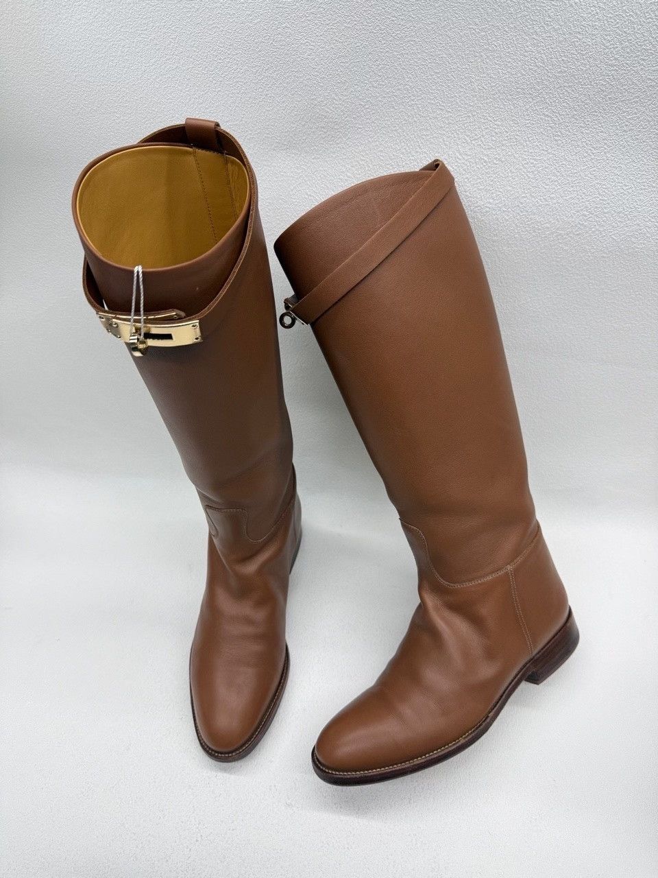 Hermes Hermes Leather Brown Boots us_6 Women Size US 6 / IT 36 - 1 Thumbnail